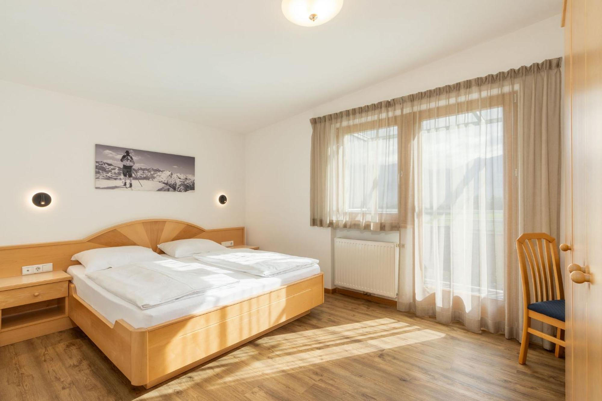Doppelzimmer mit Balkon
