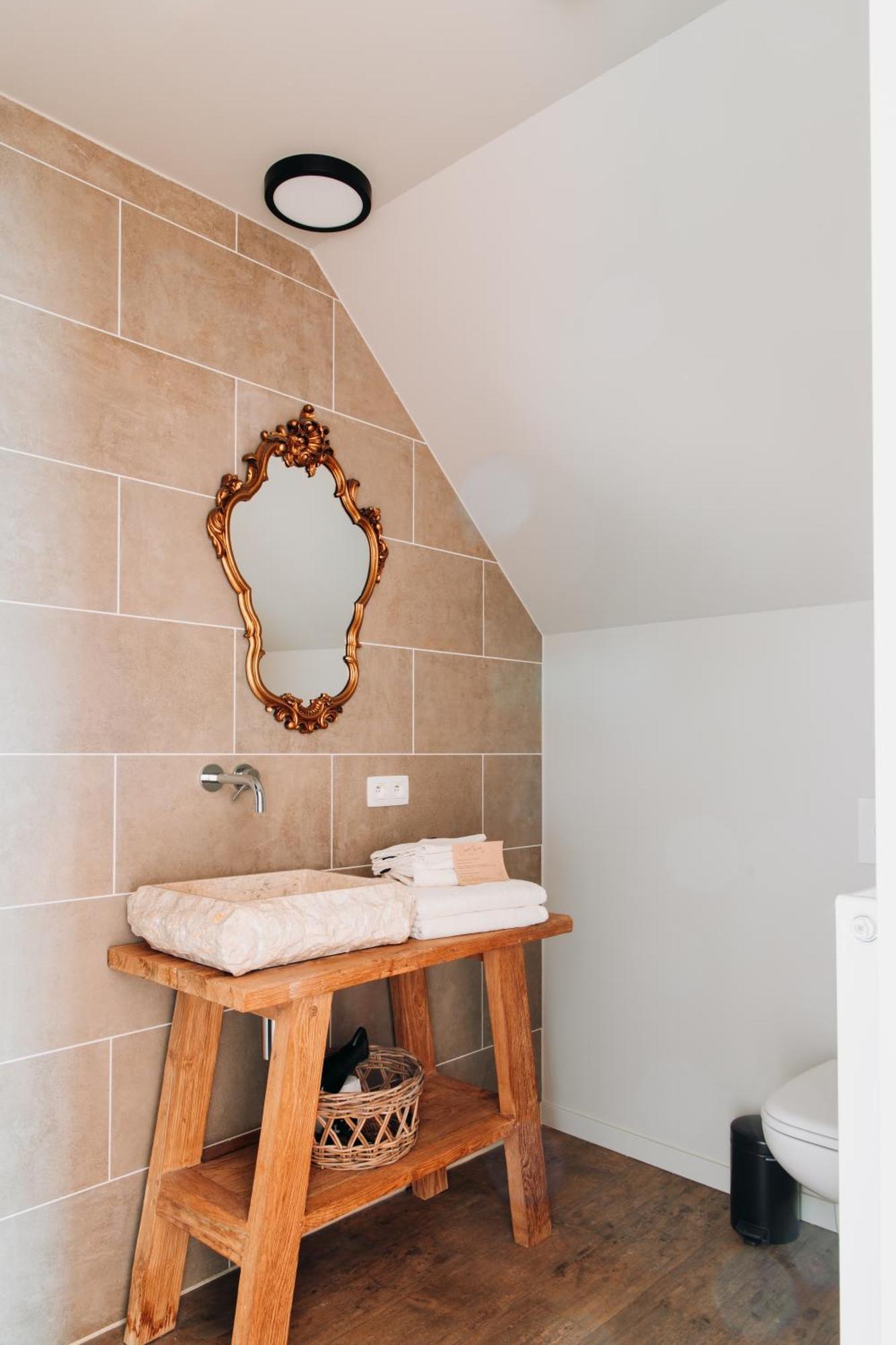 Deluxe Double Room with Shower