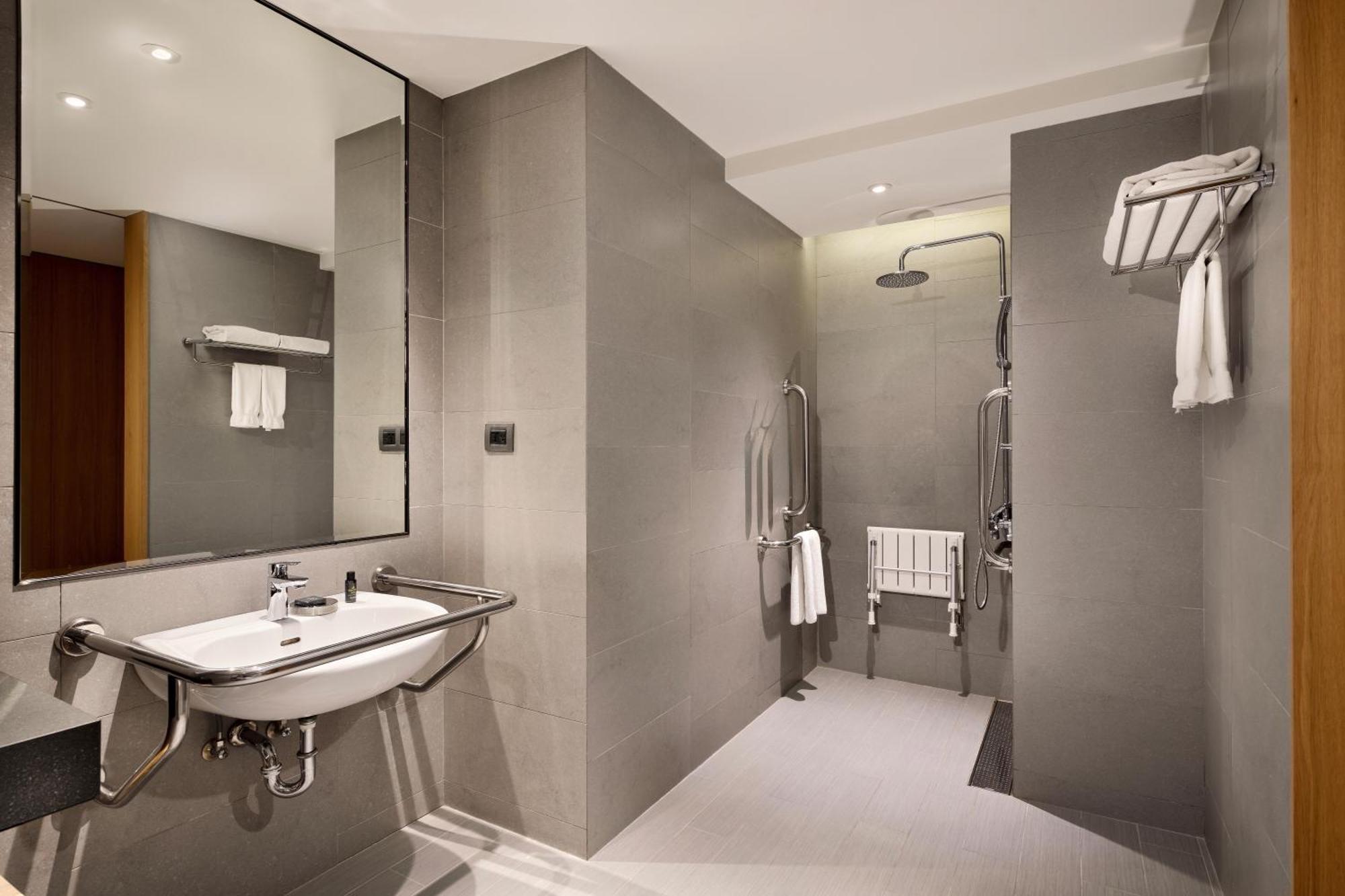 Accessible Room Guest room 1 Twin or Single Beds No view