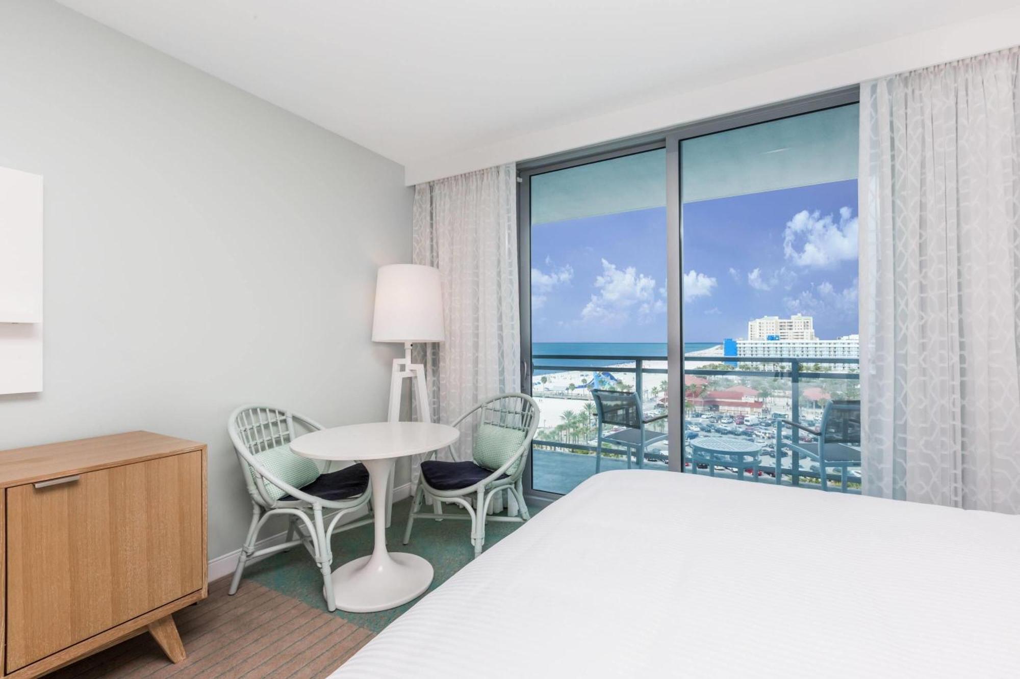 Grand Deluxe Queen Room Partial Gulf View
