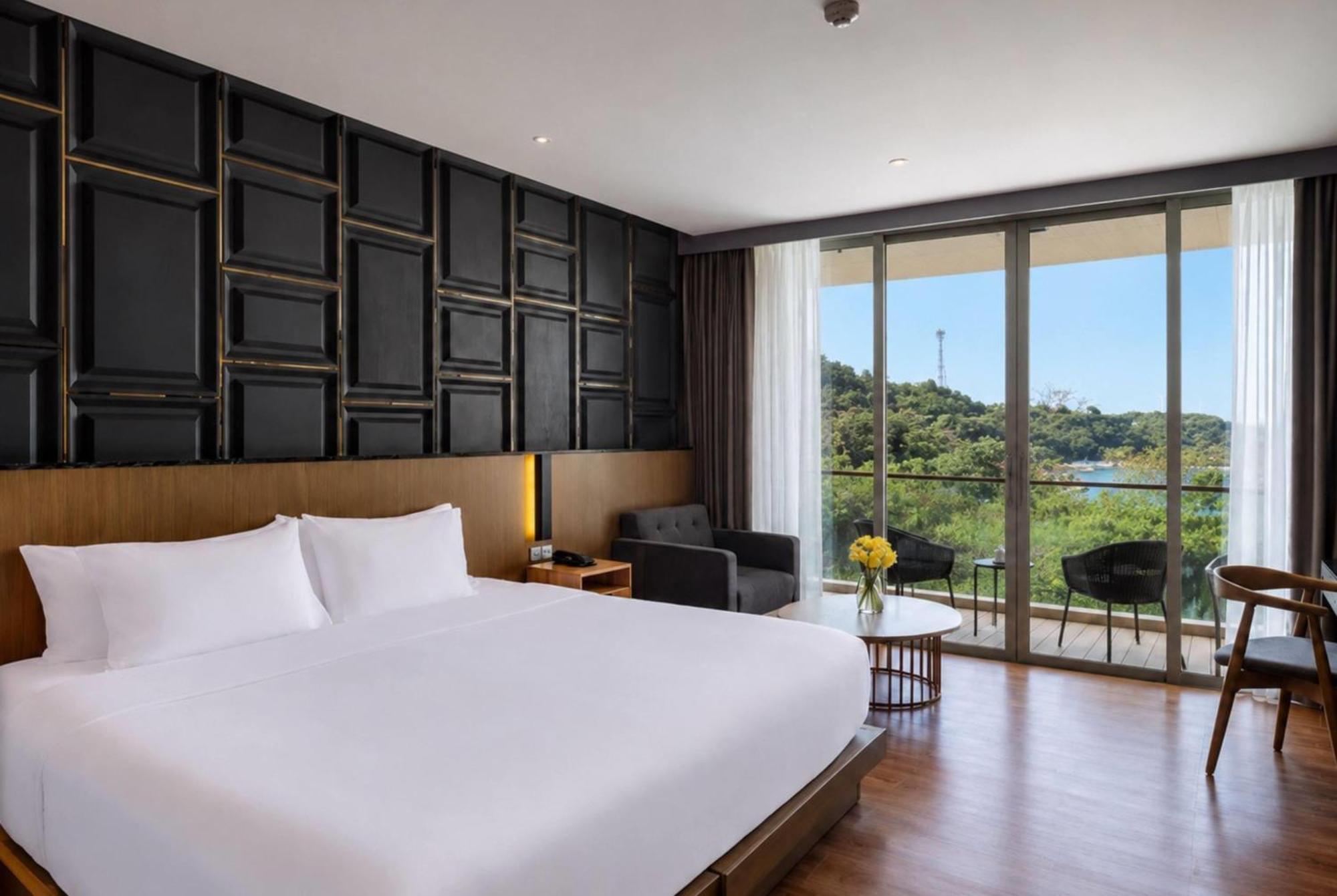 Chambre de Luxe avec Lit King-Size - Vue sur Lagune - Non-Fumeurs