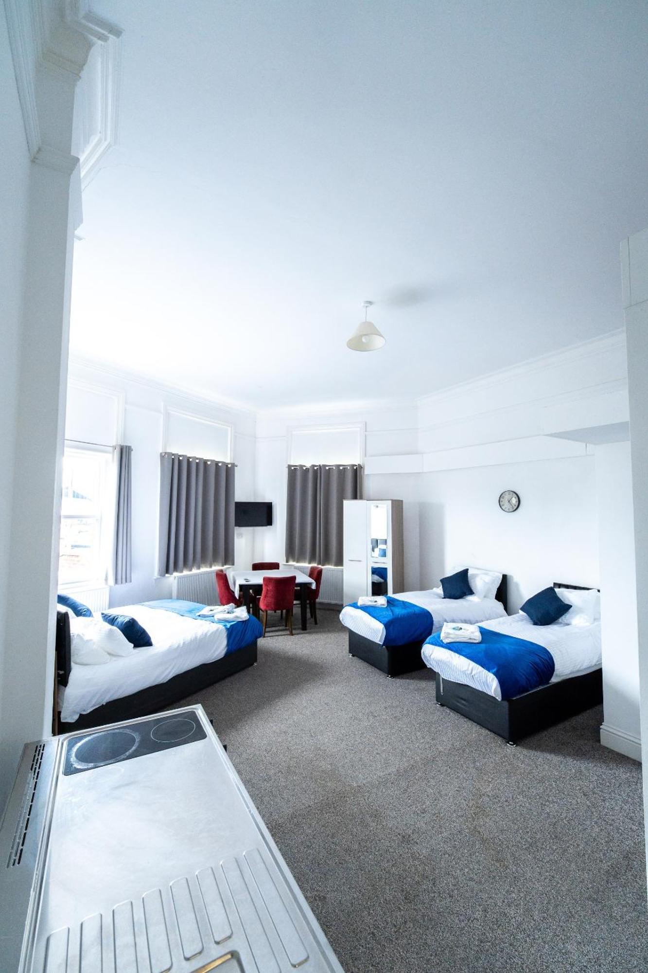 Quadruple Room with Shower