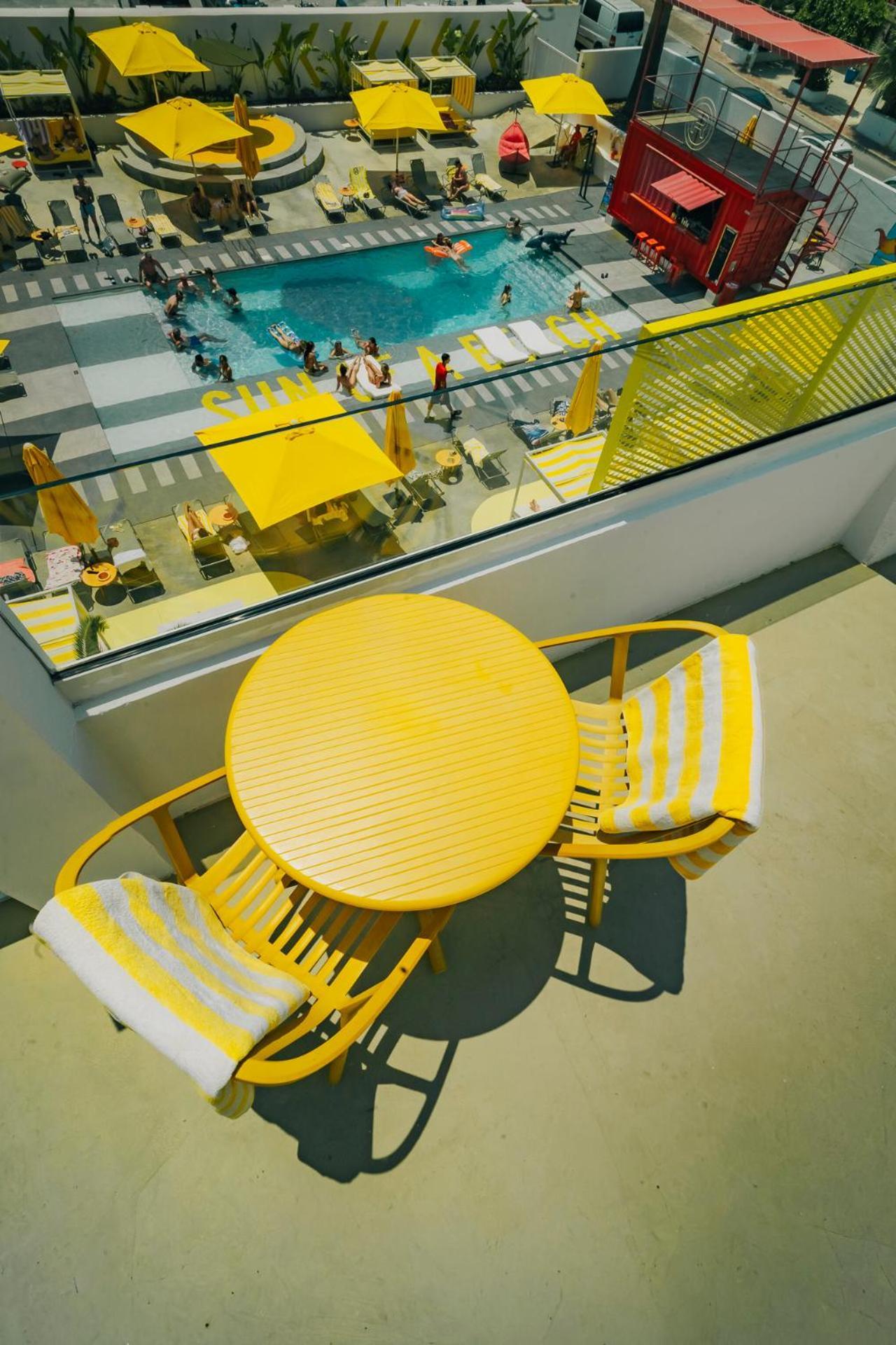 Superior Studio pool view