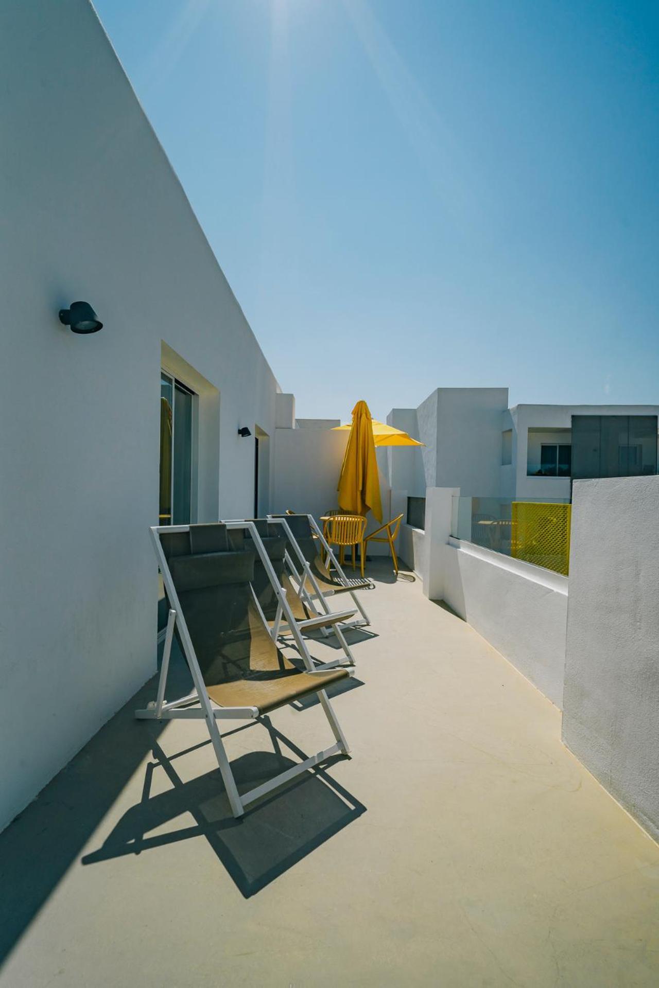 Suite 666 Pool View