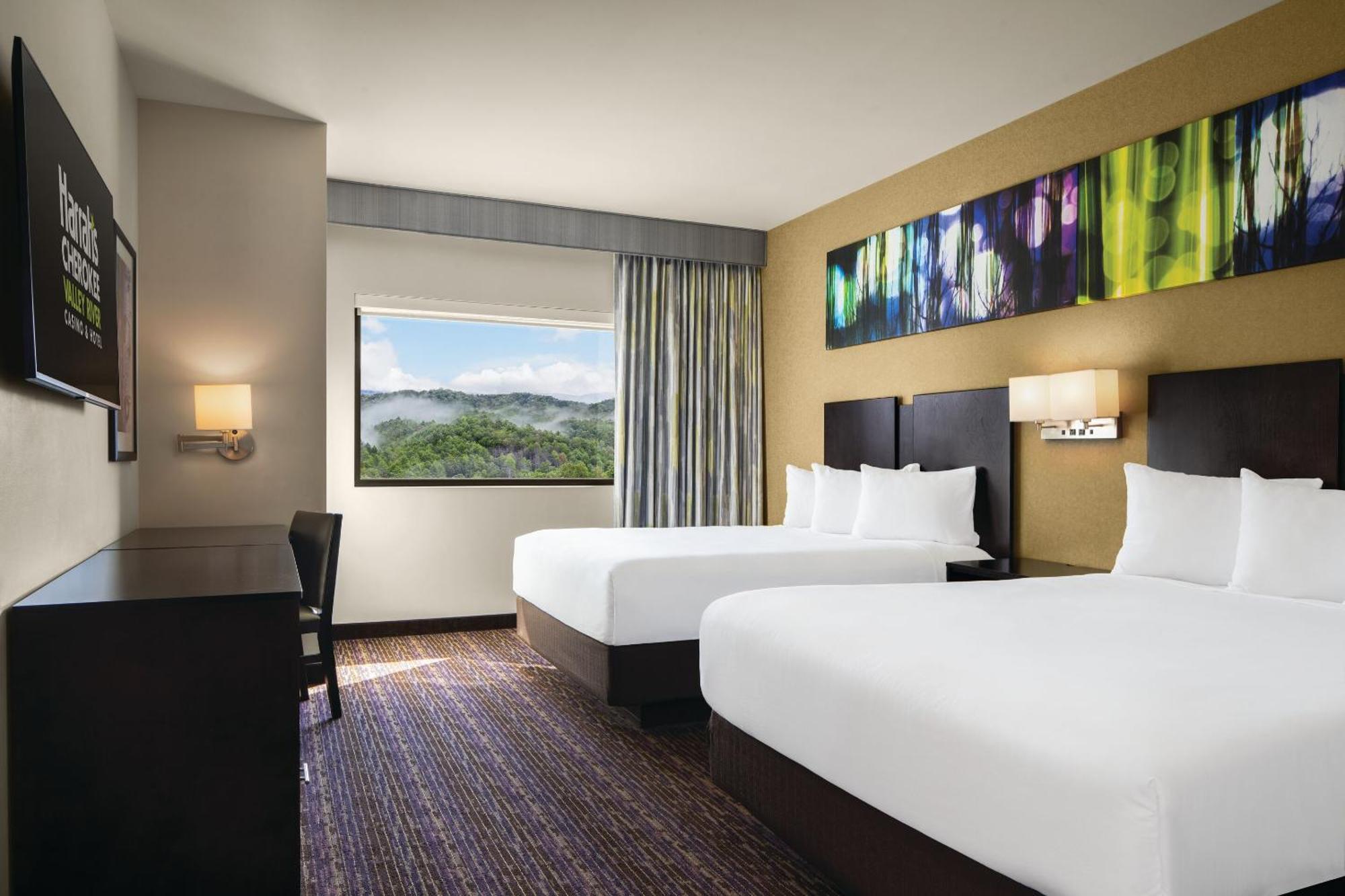 River Tower Luxury 2 Queen Beds