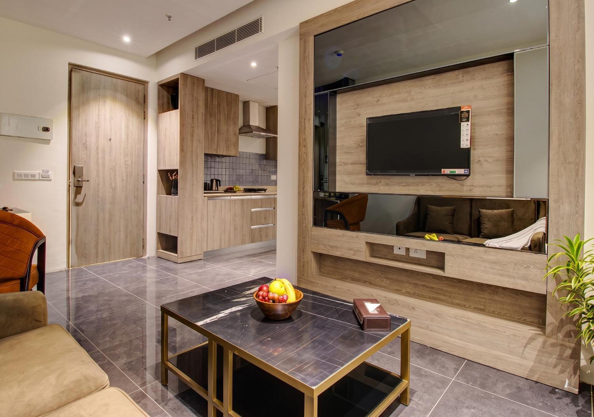 Premium Suite with Living Room, with Complimentary Hi-Tea & 1 Pint of Beer