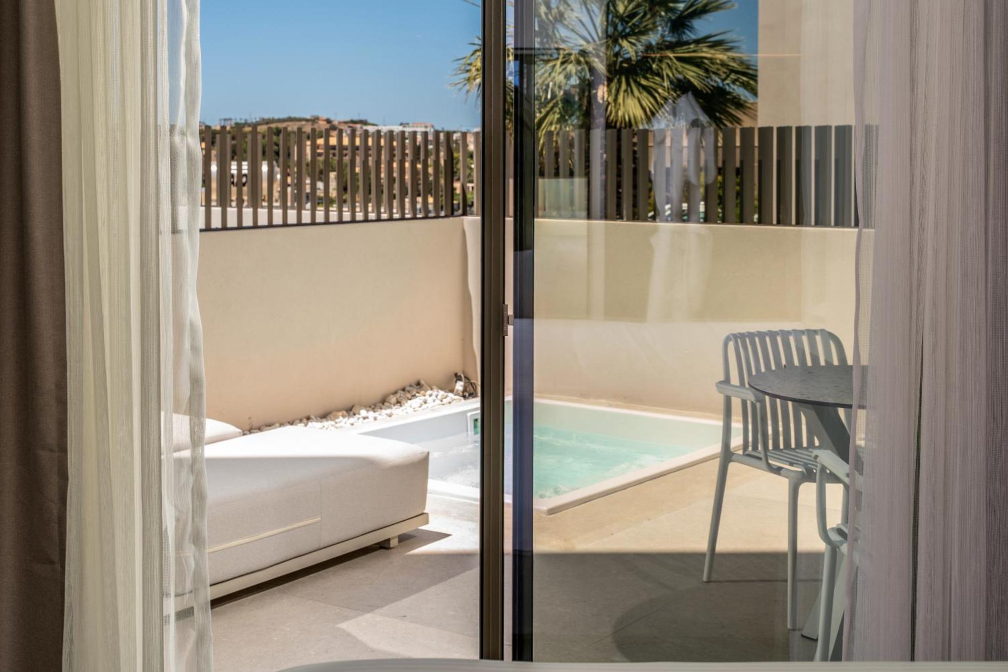 Junior Suite mit privatem Tauchbecken