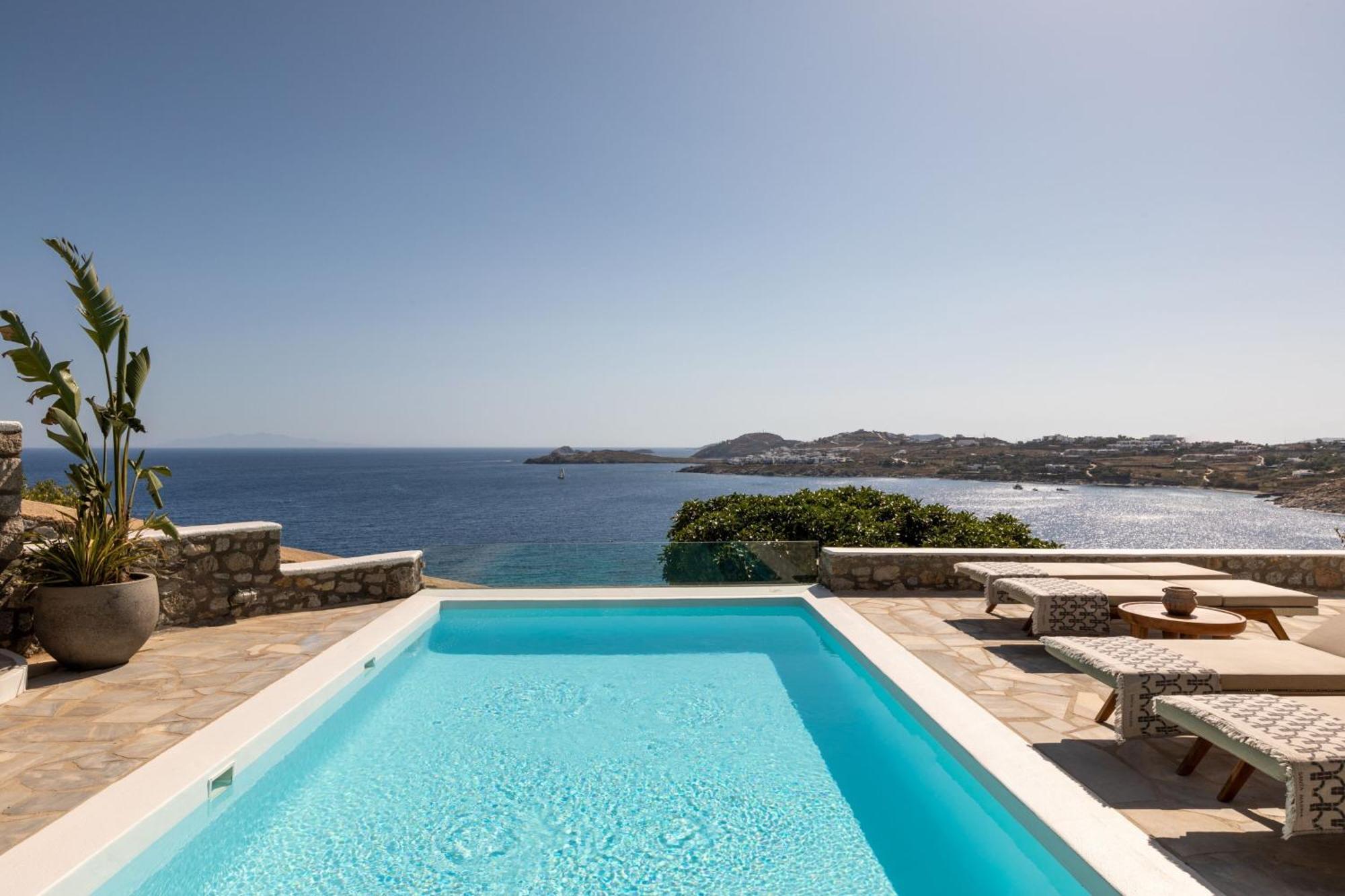Emerald, 2 Bedroom Villa, Sea view, Balcony, Private pool