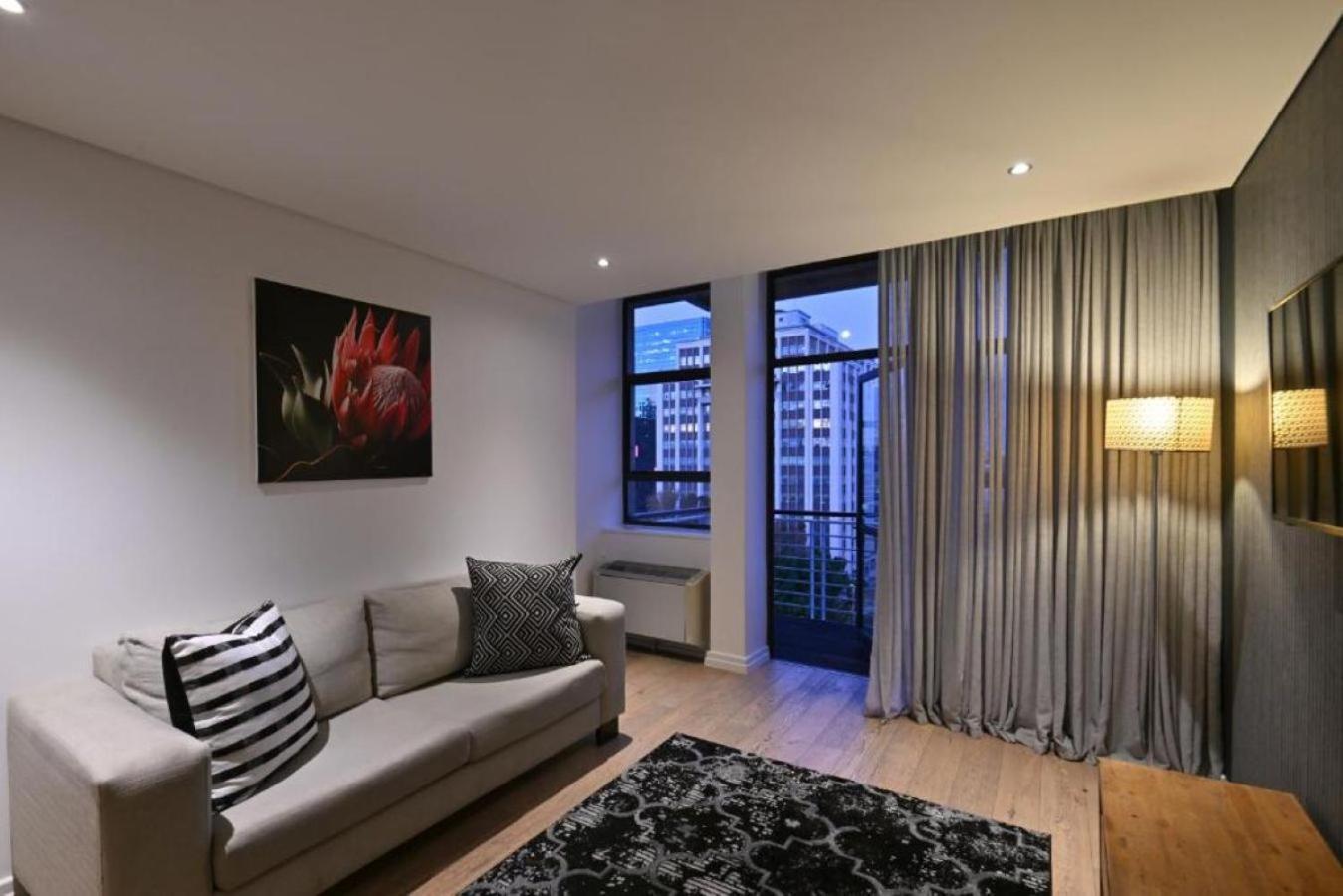One-Bedroom Apartment,1774433289:JPEG