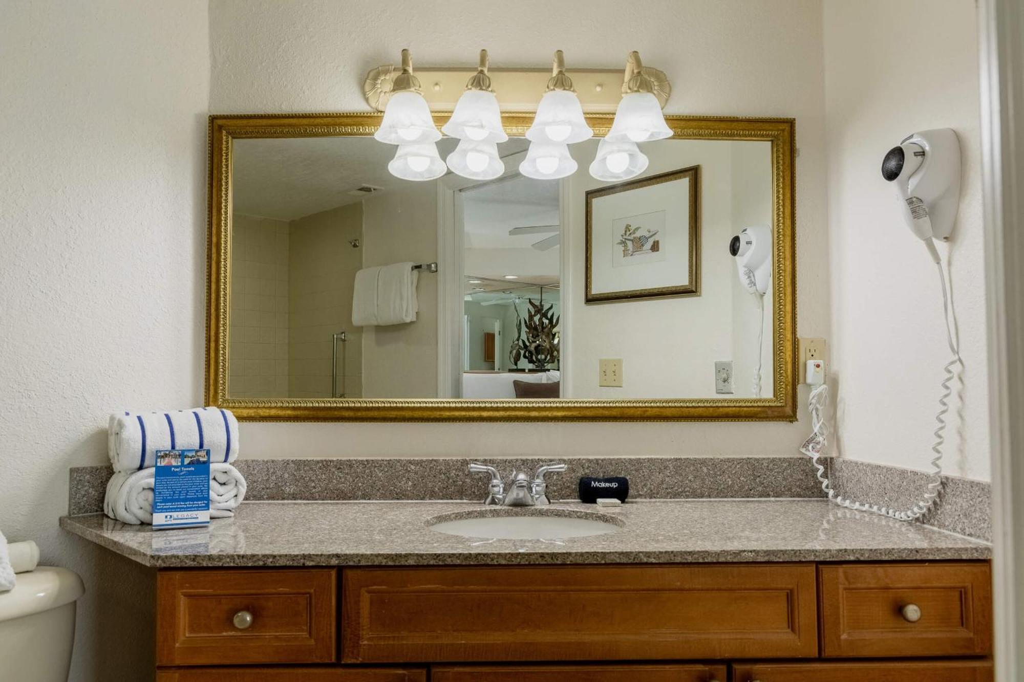 Deluxe Two-Bedroom Suite