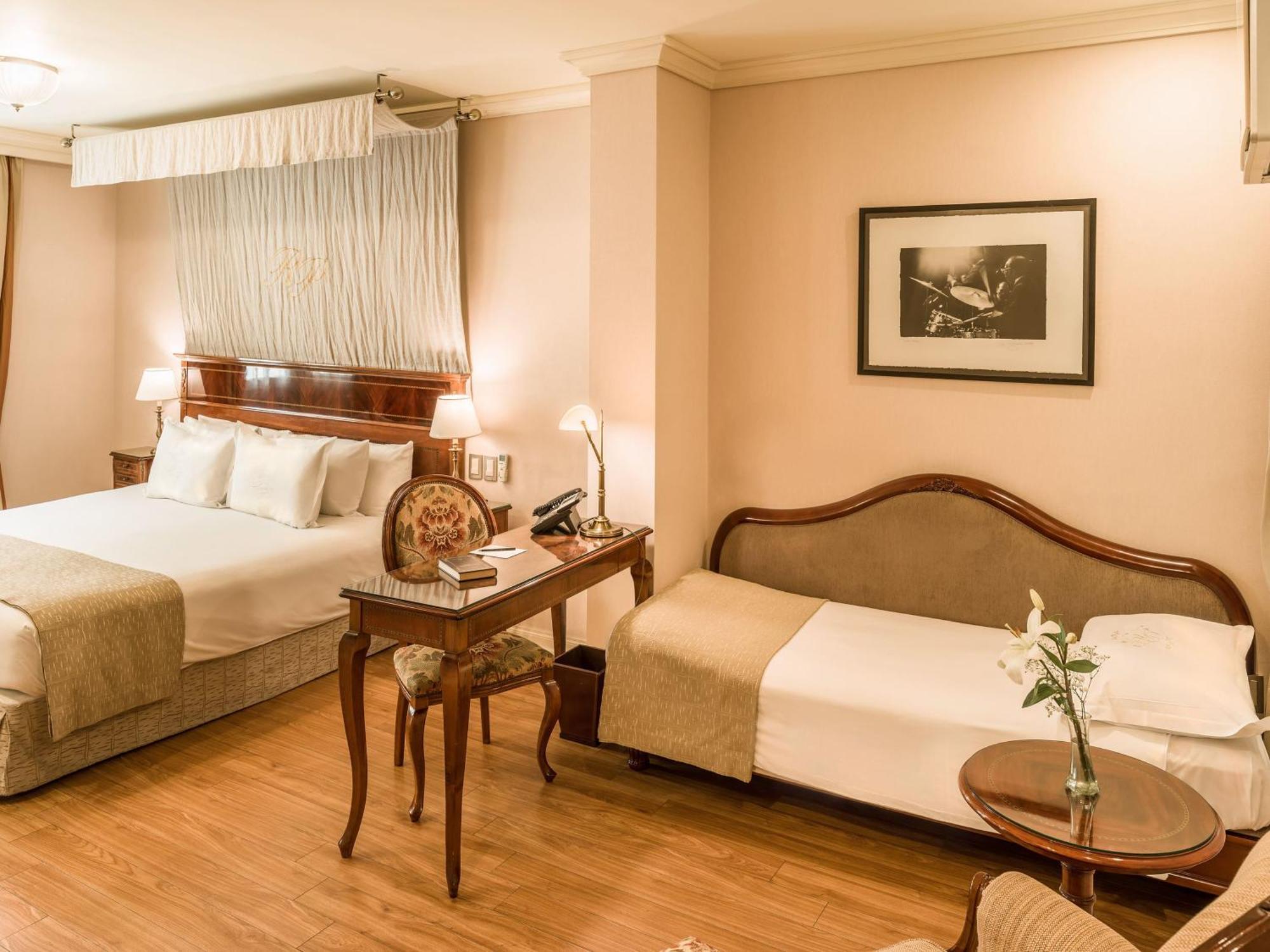 Melia Room King Bed