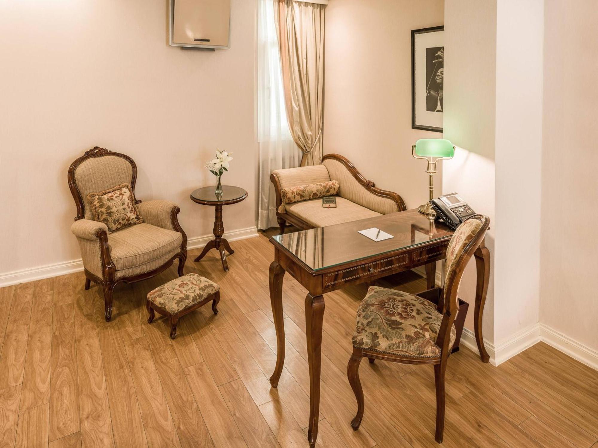 Melia Room King Bed