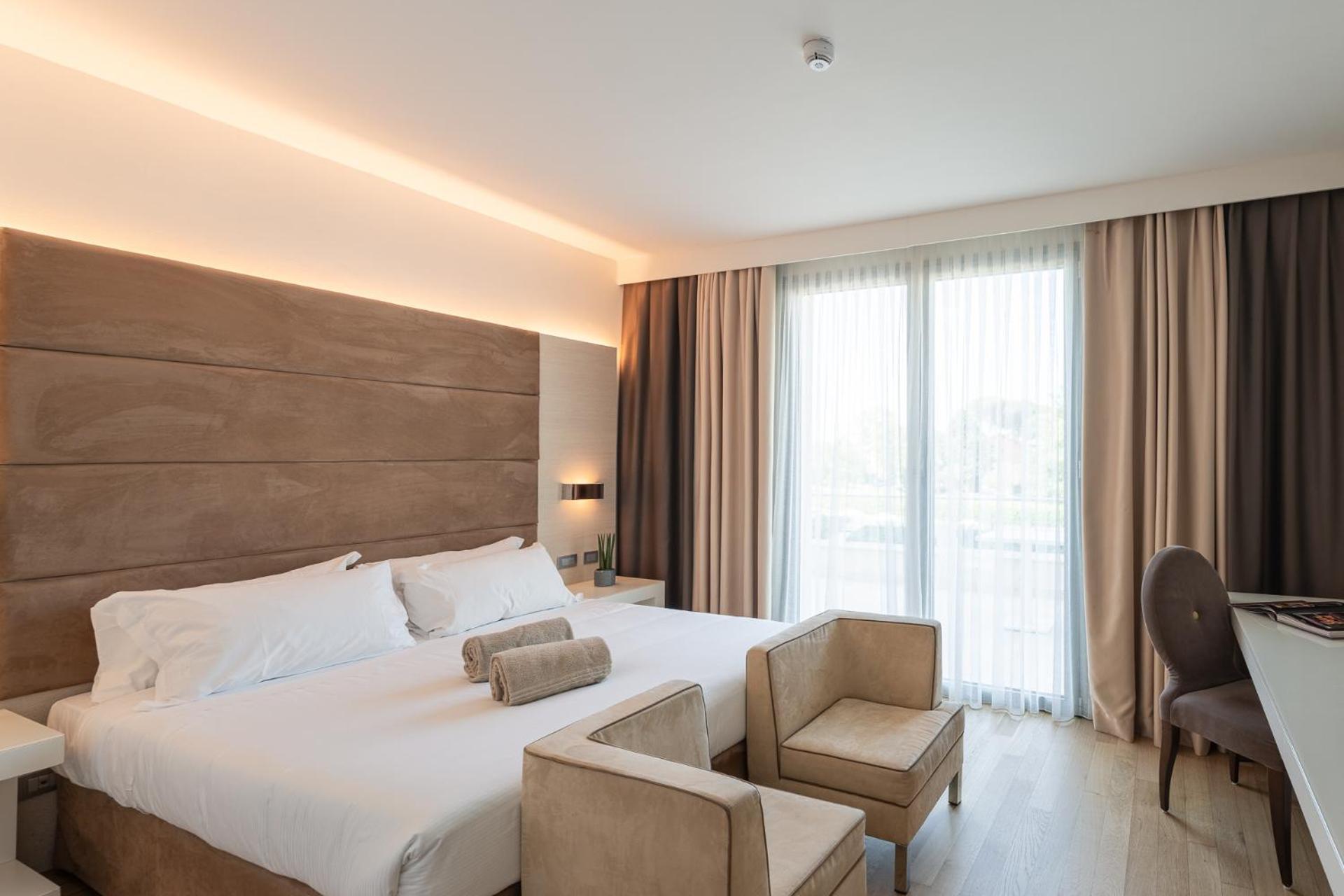 Superior Doppel- oder Zweibettzimmer mit Terrasse