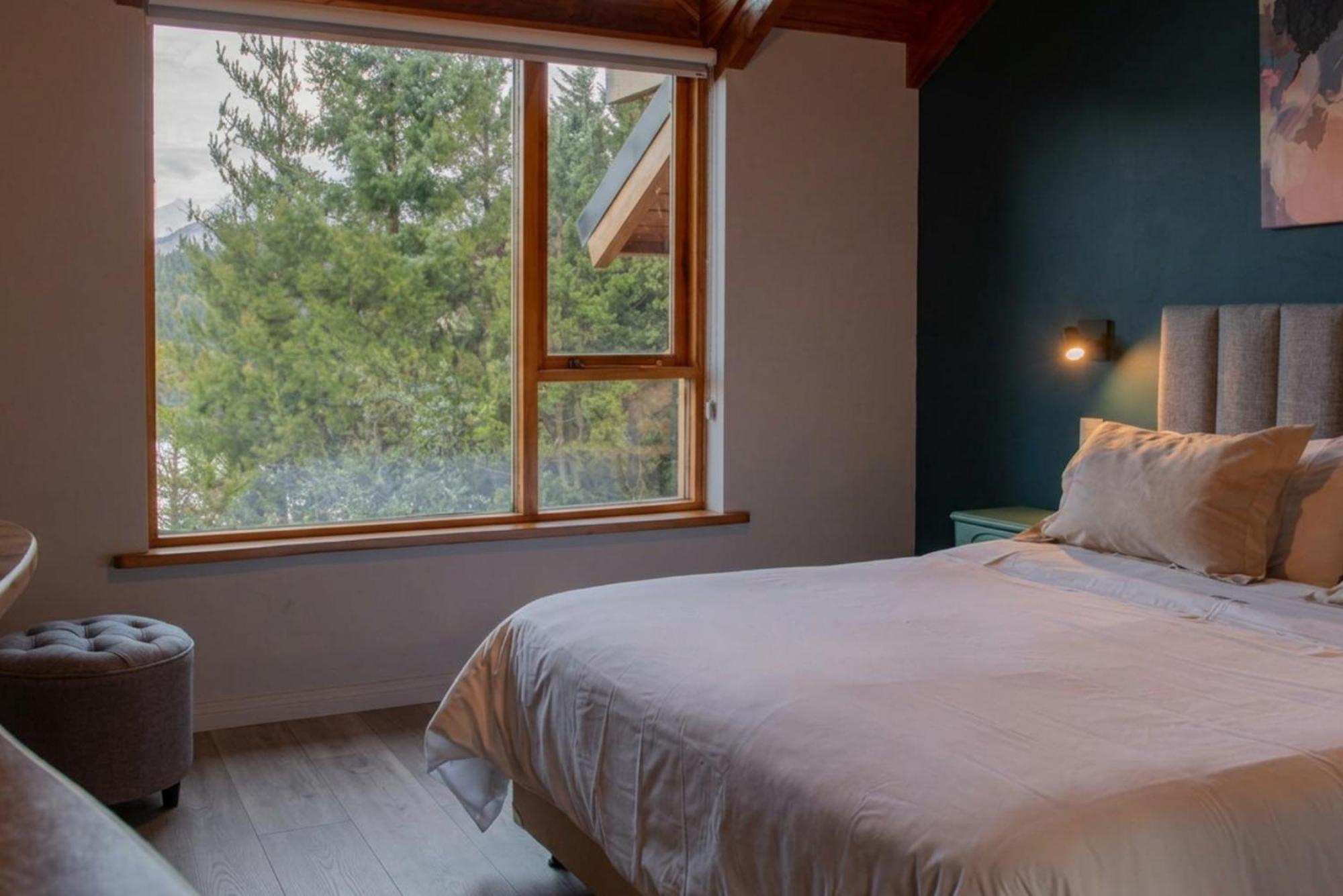 Double or Twin Room Standard