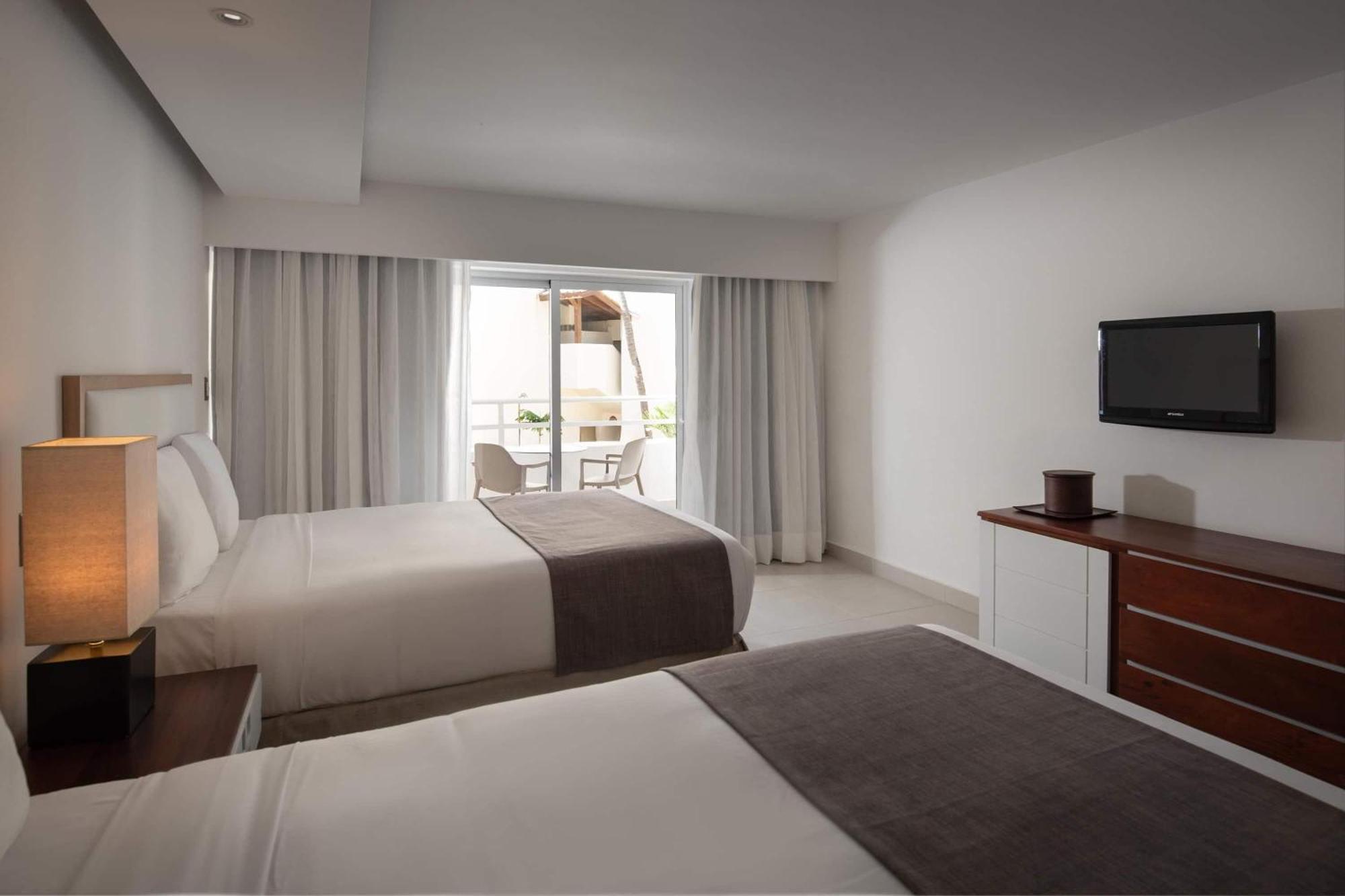 Double Room with Garden View and Balcony - Adults Only/Non-Smoking