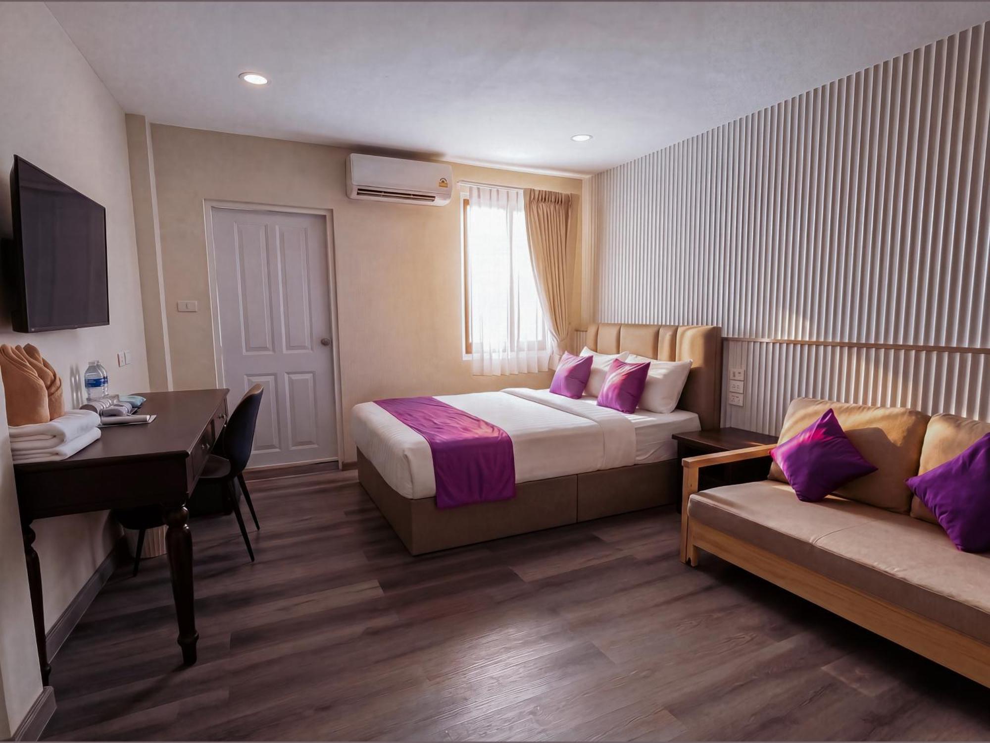Suite with Balcony