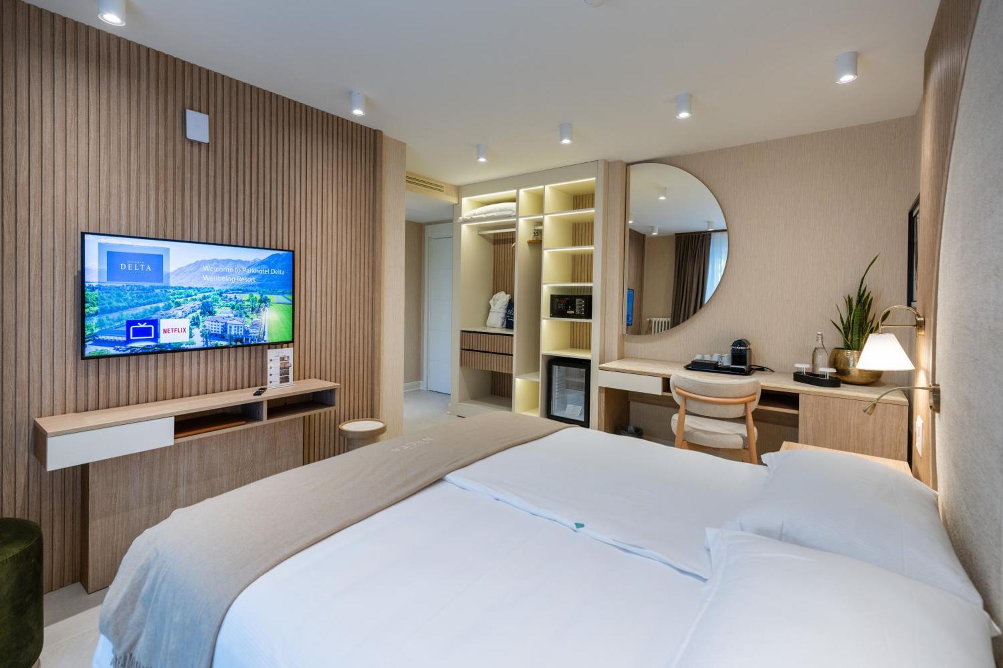 Deluxe Double or Twin Room Balcony Spa Access