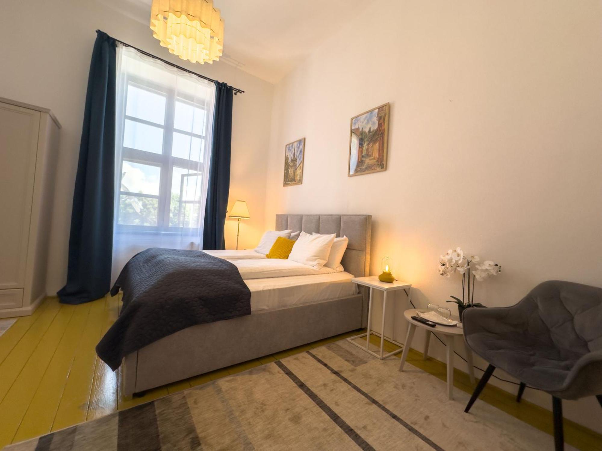 Suite with City View