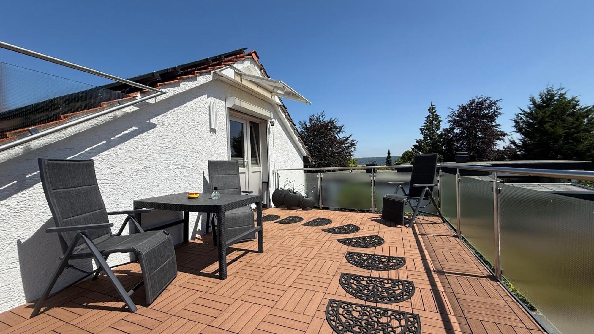 Ferienwohnung mit Balkon