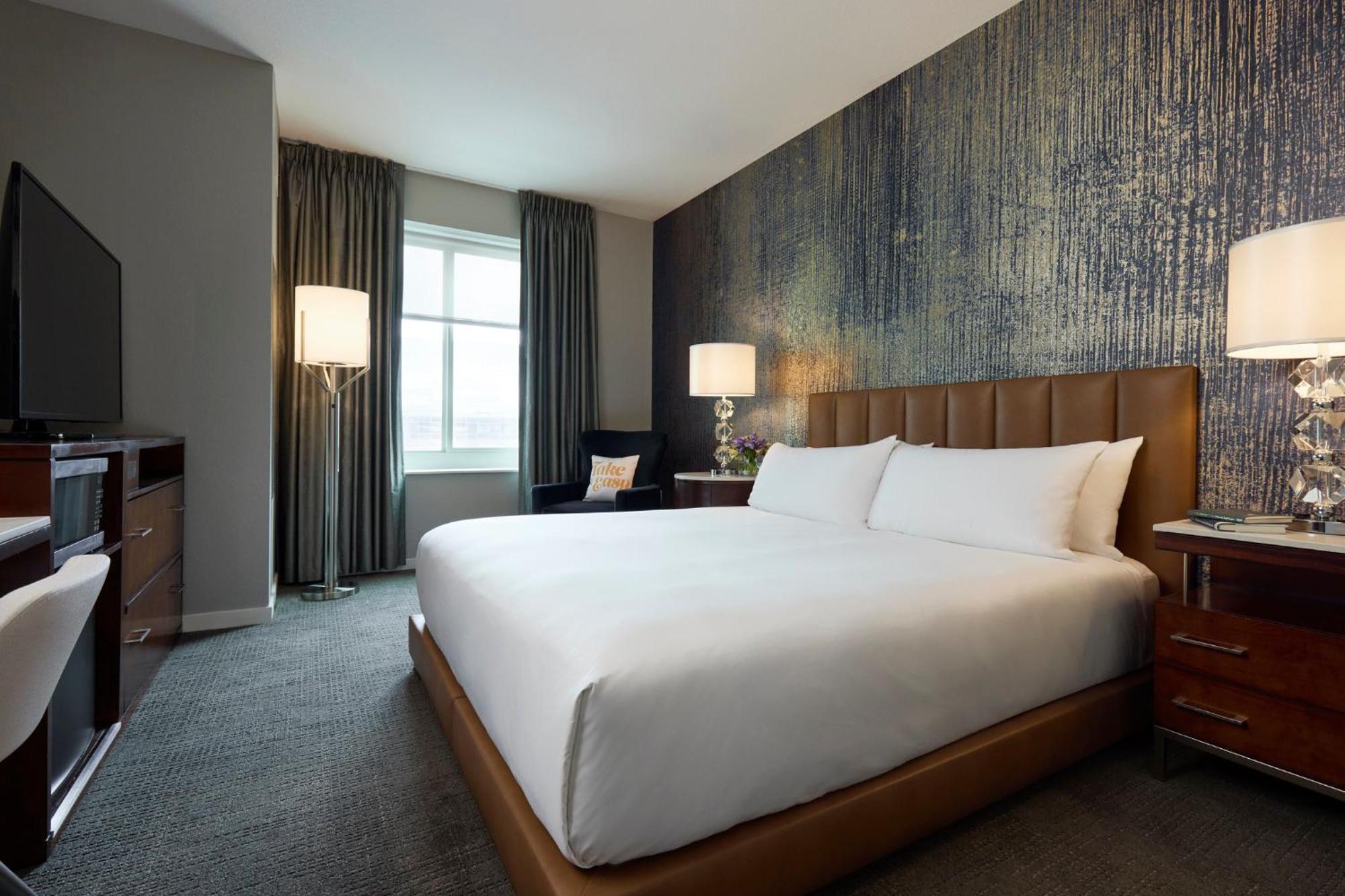 Classic King Room,1774723031:JPEG