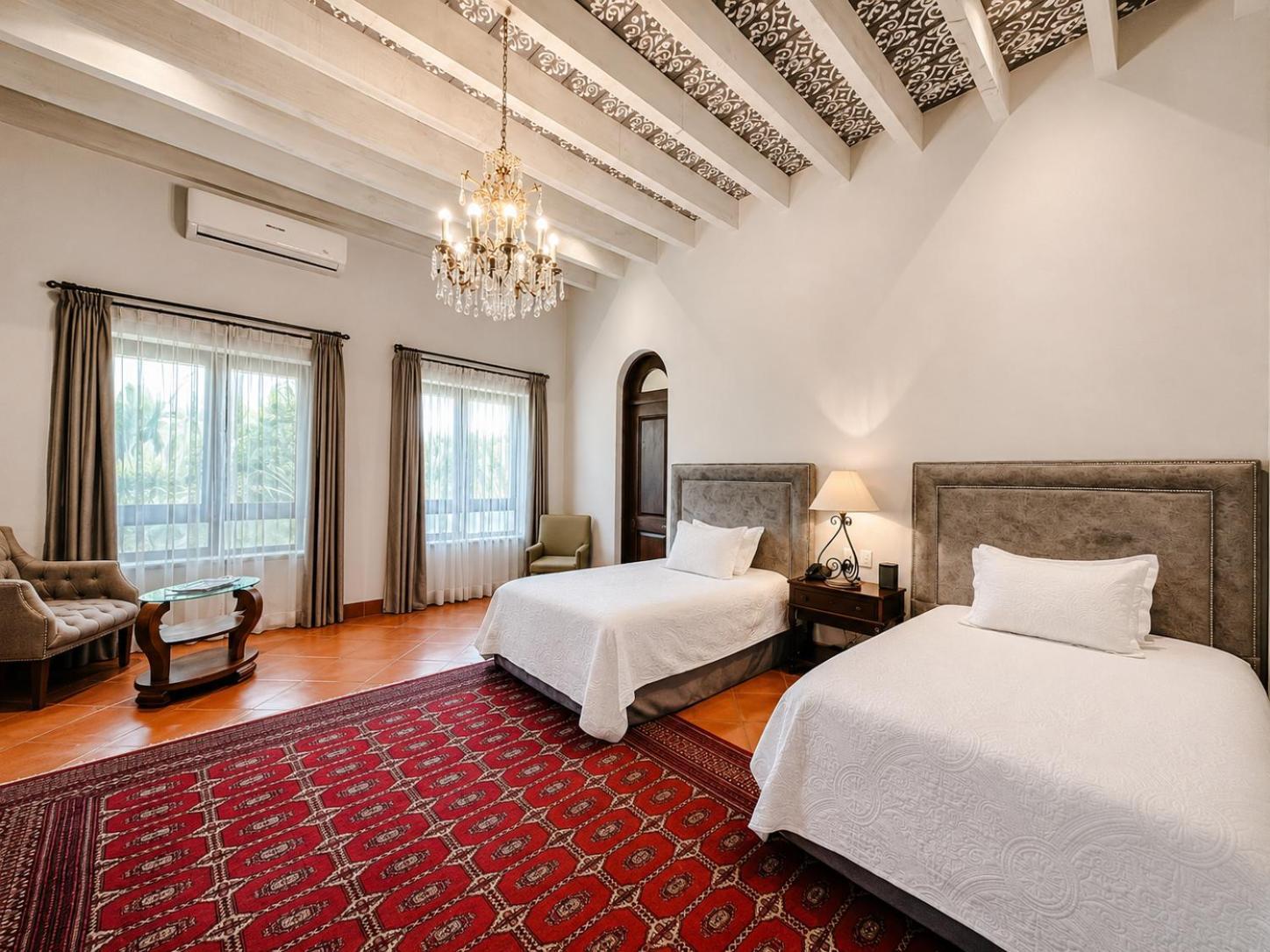 Standard Double Suite