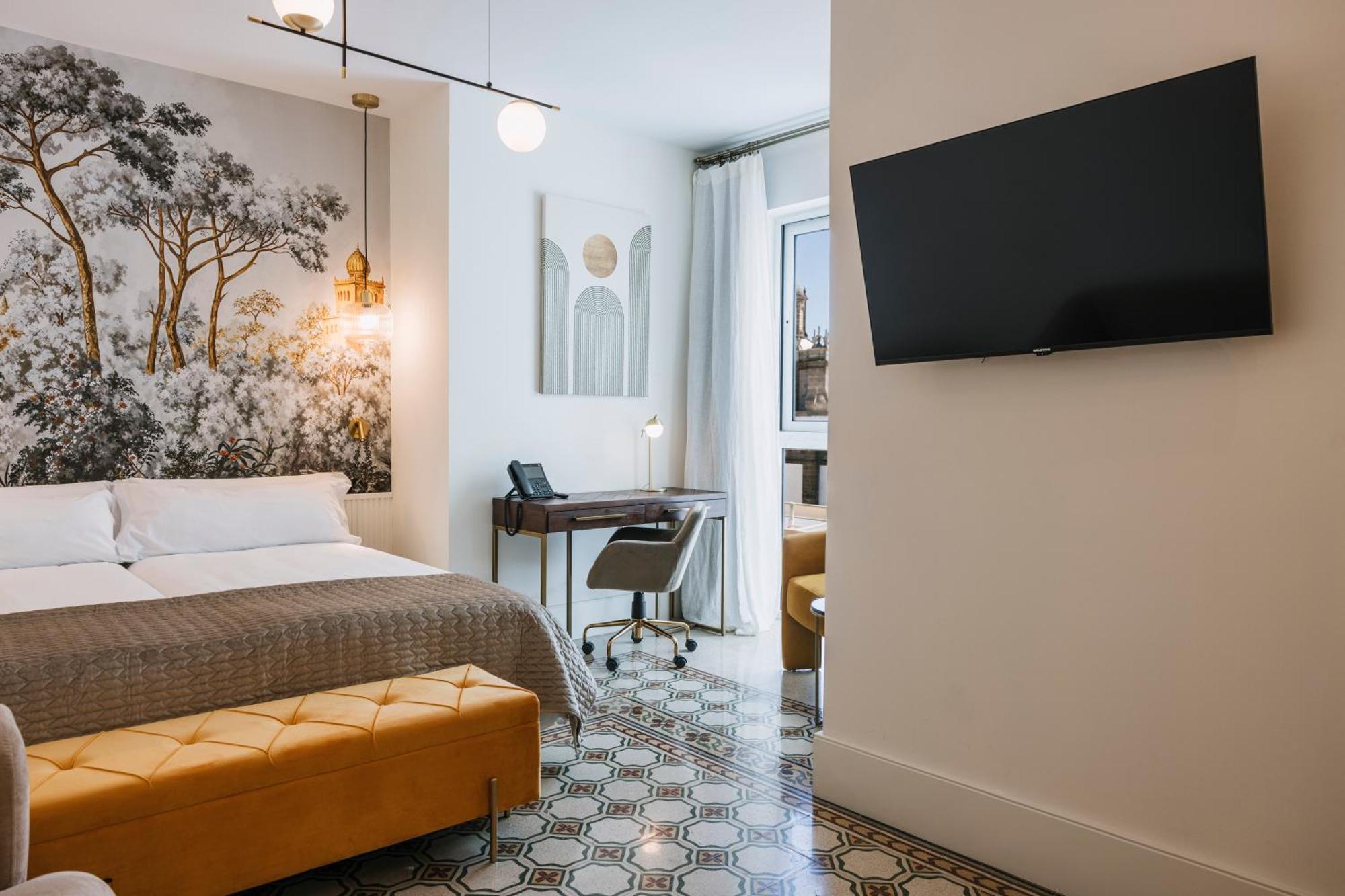Interior Deluxe Room