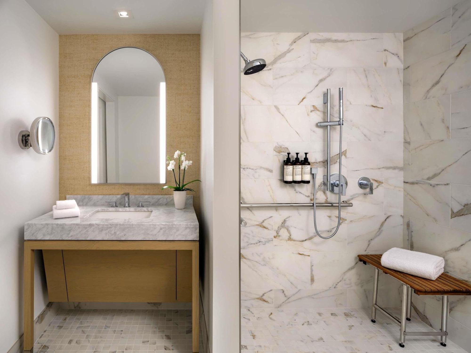 One Bedroom King Suite Roll Shower Mobility Access