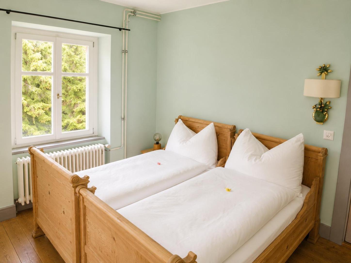 Standard Twin Room Garden View