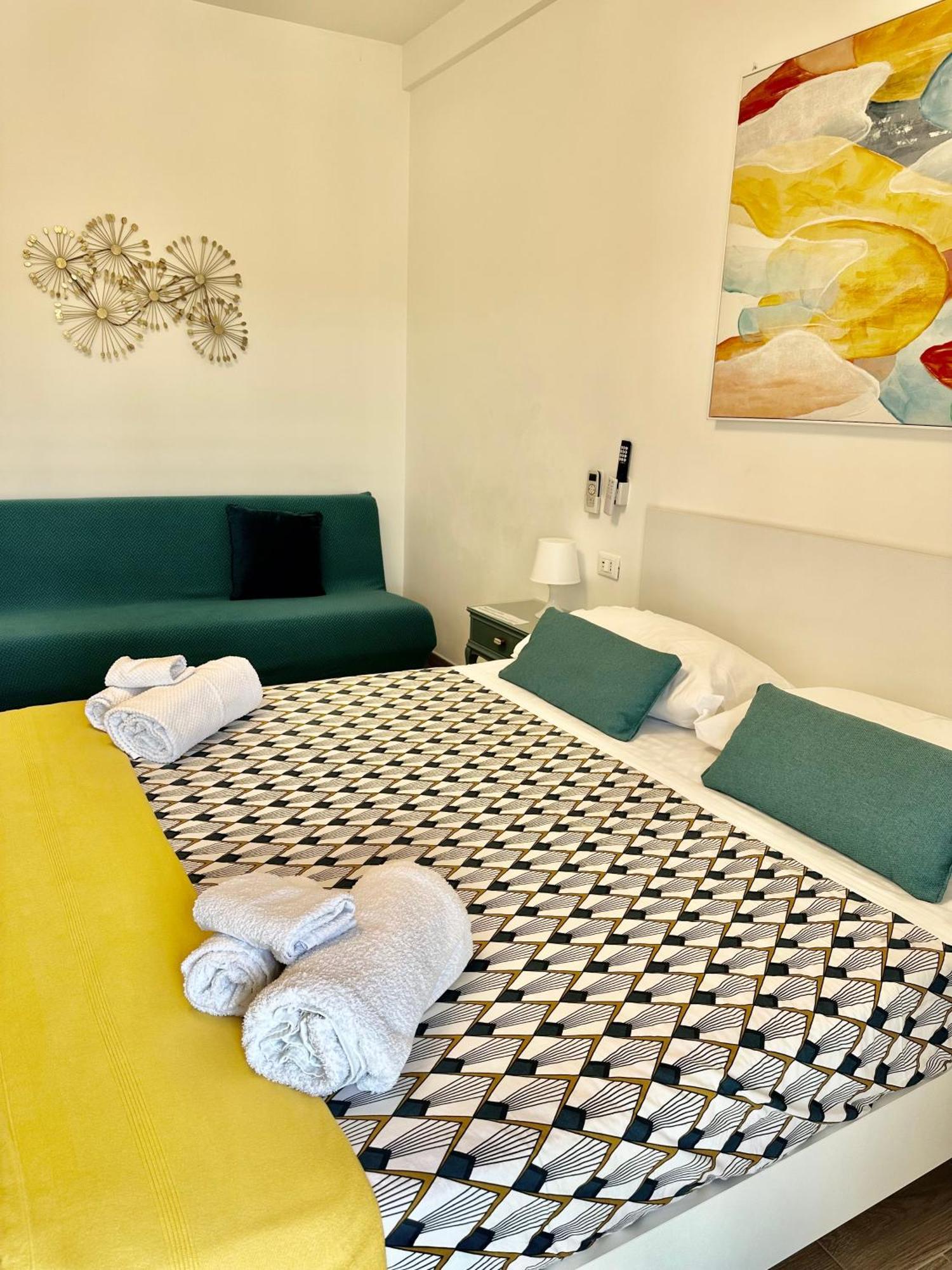 Double Room Private Bathroom