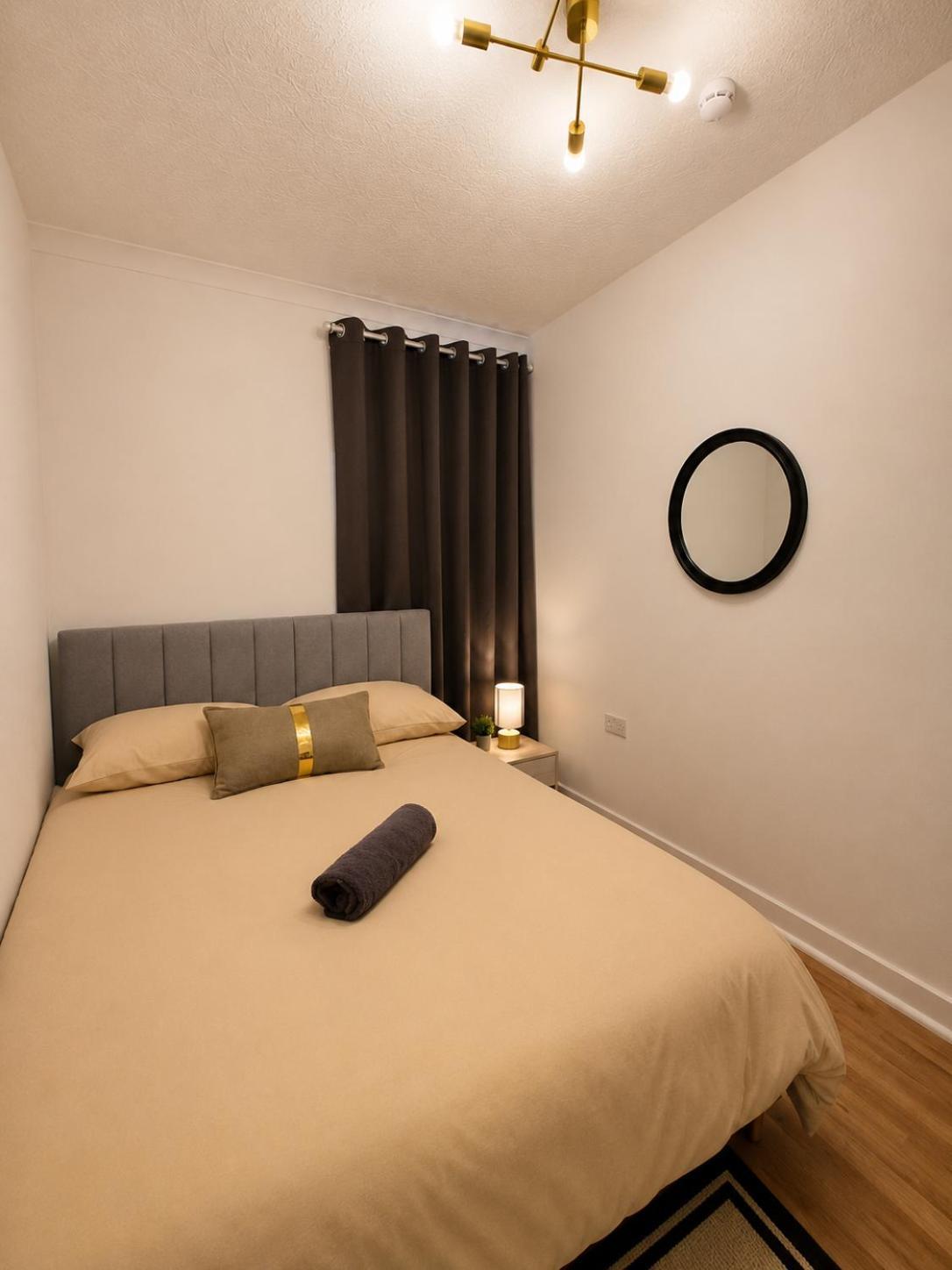 Tweepersoonskamer met Gedeelde Badkamer