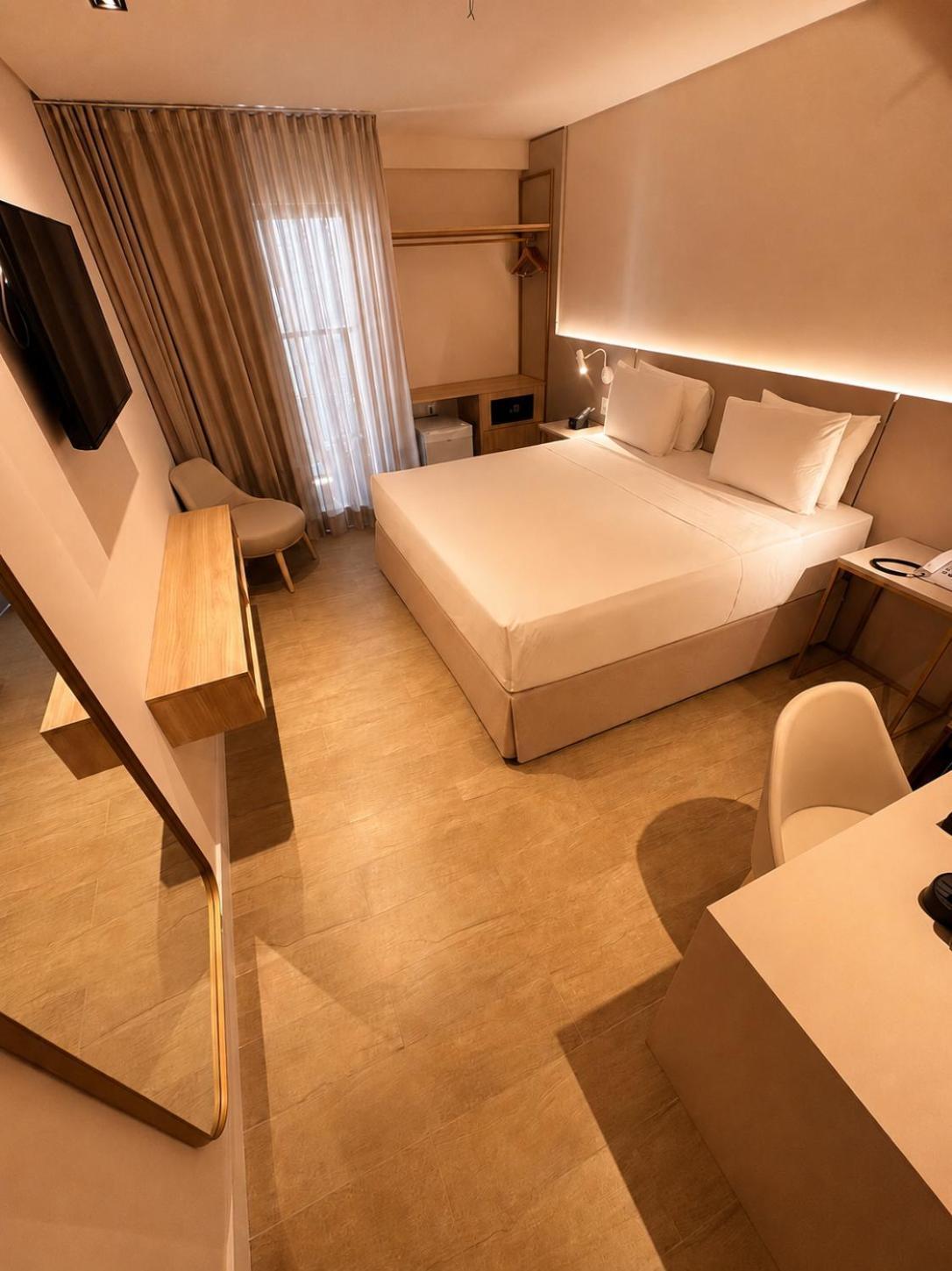 Quarto Duplo