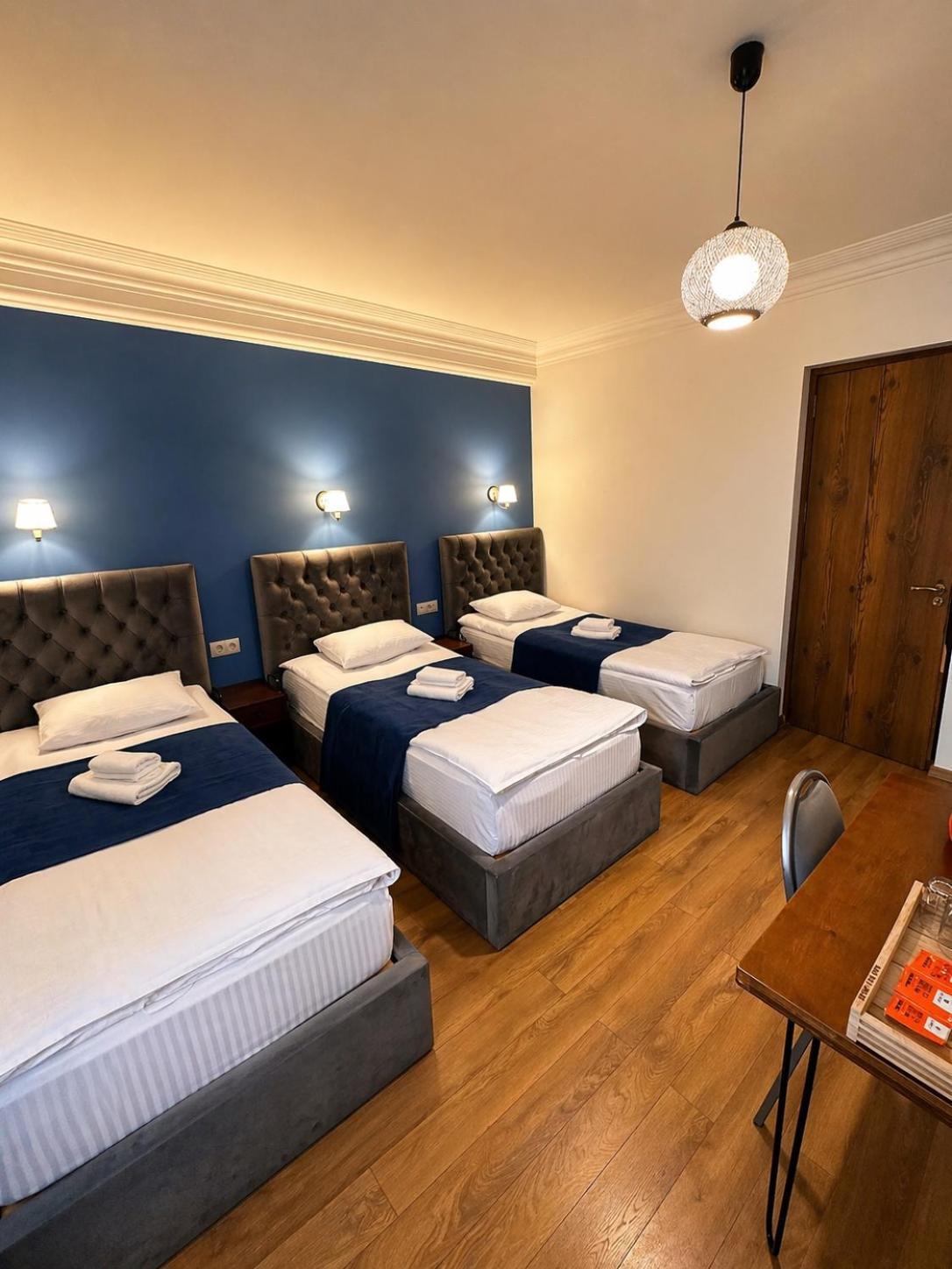 Dreibettzimmer