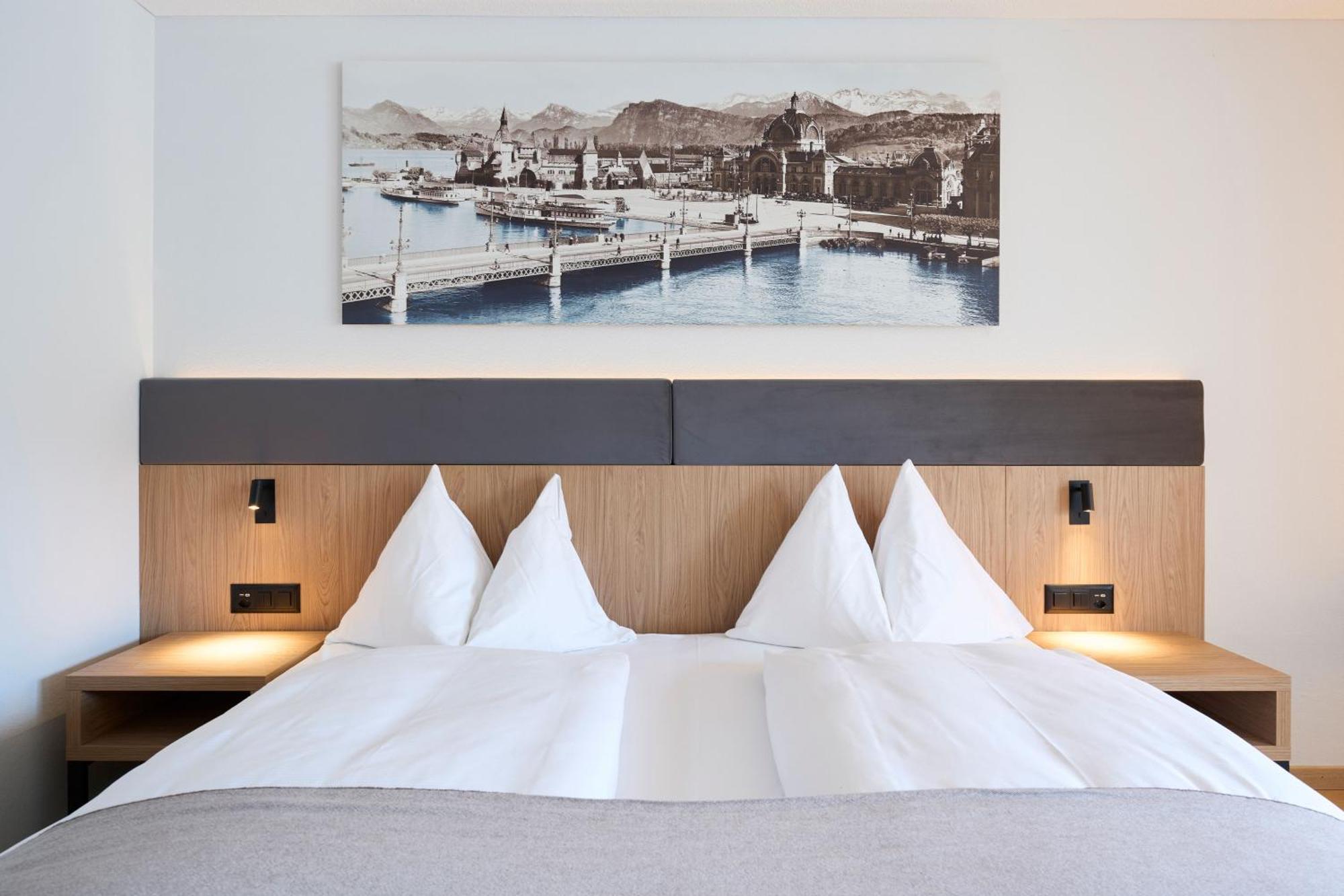 Double Room Lake View without Balcony