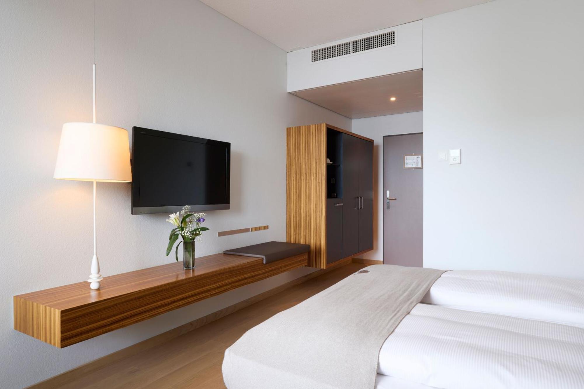 Double Room Lake View without Balcony