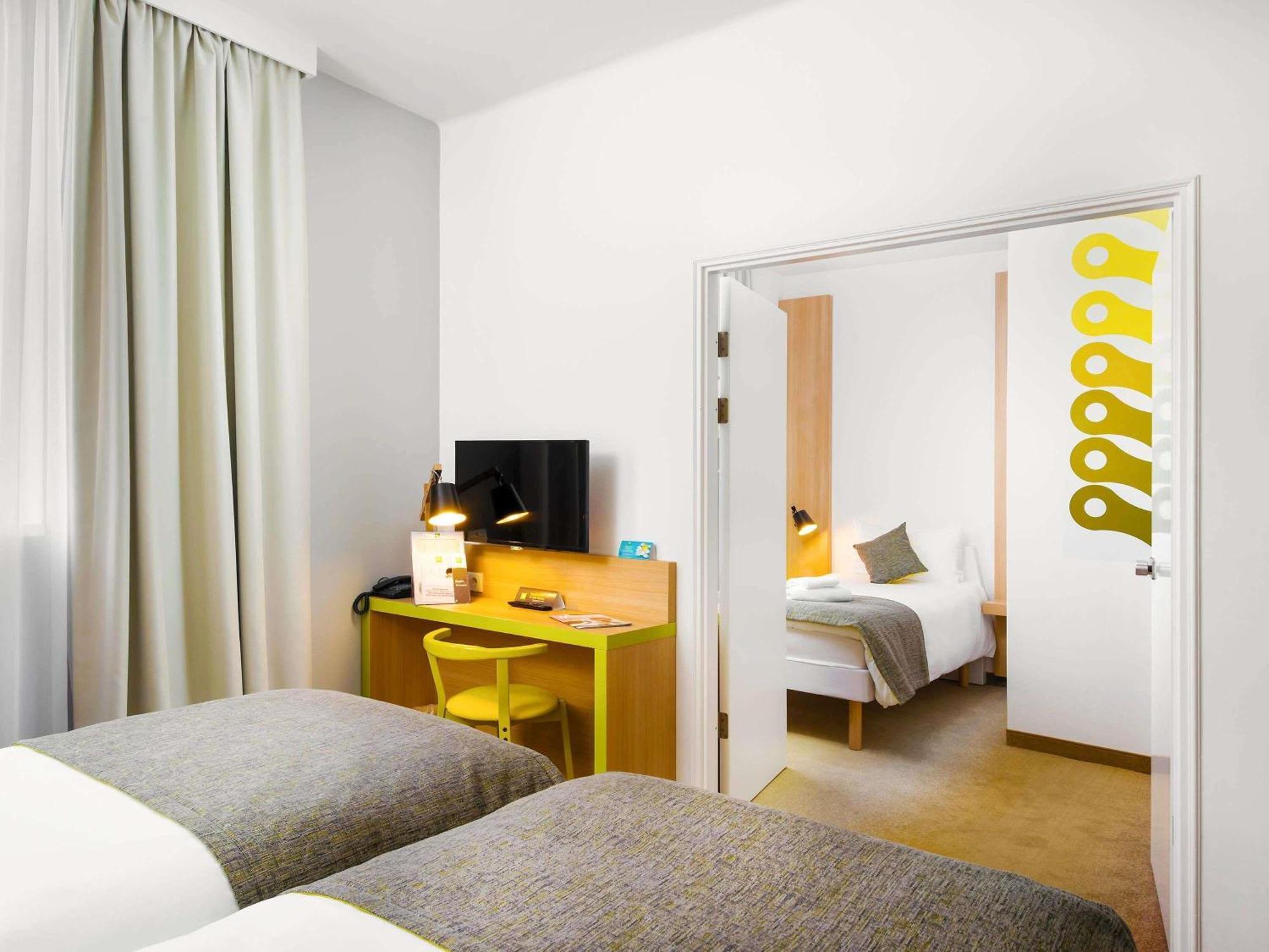 family room one double one single bed