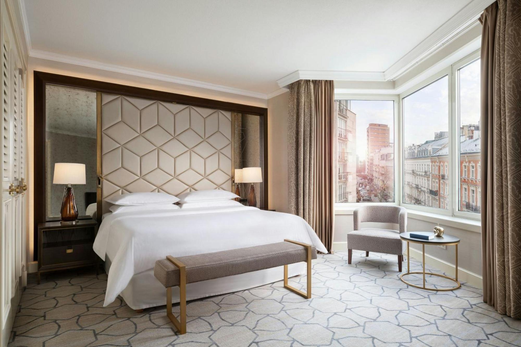 Executive Süit - 1 Kral Boy Yataklı, Şehir Manzaralı + Club Lounge Erişimi