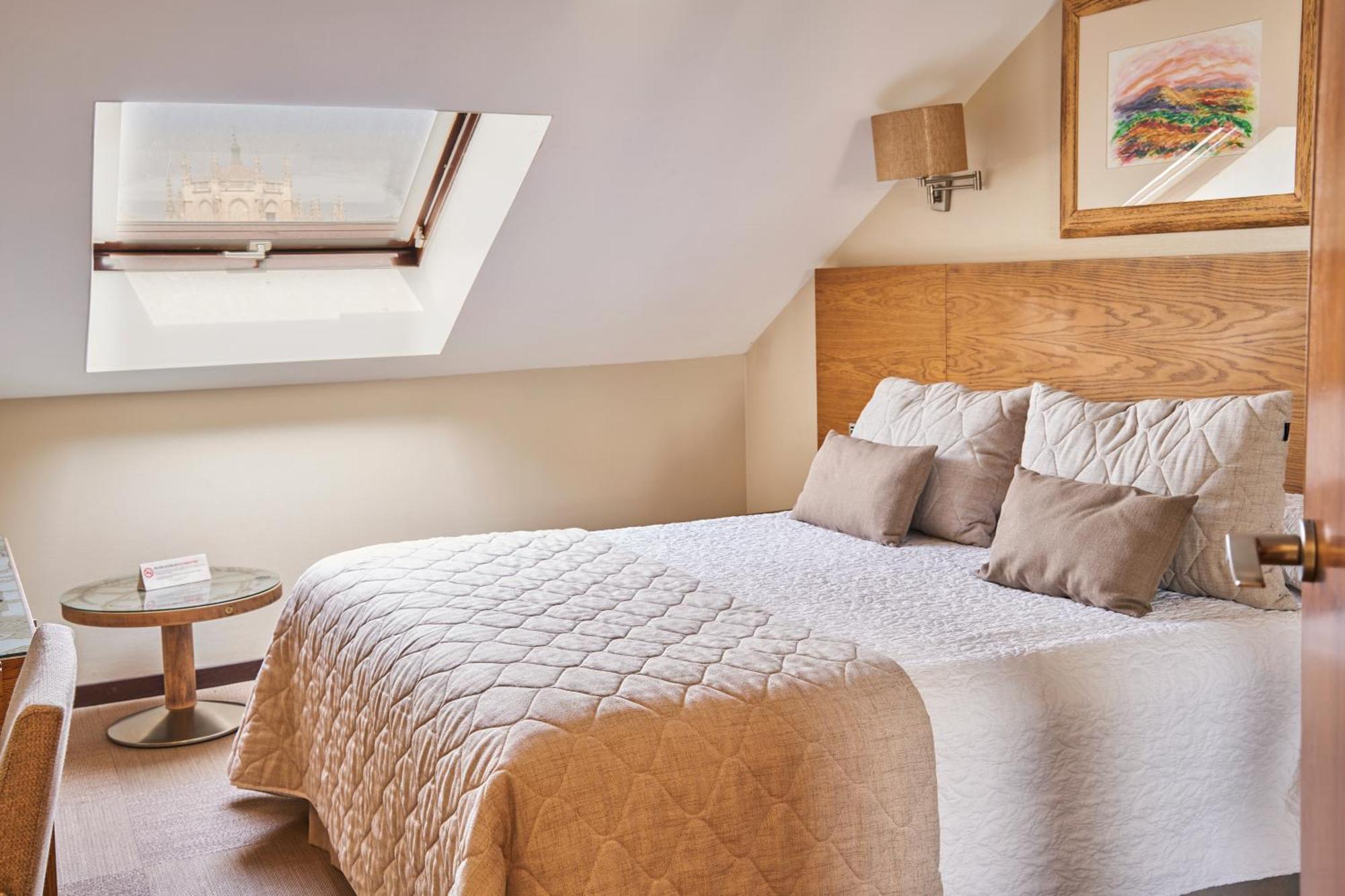 Chambre Double ou Lits Jumeaux