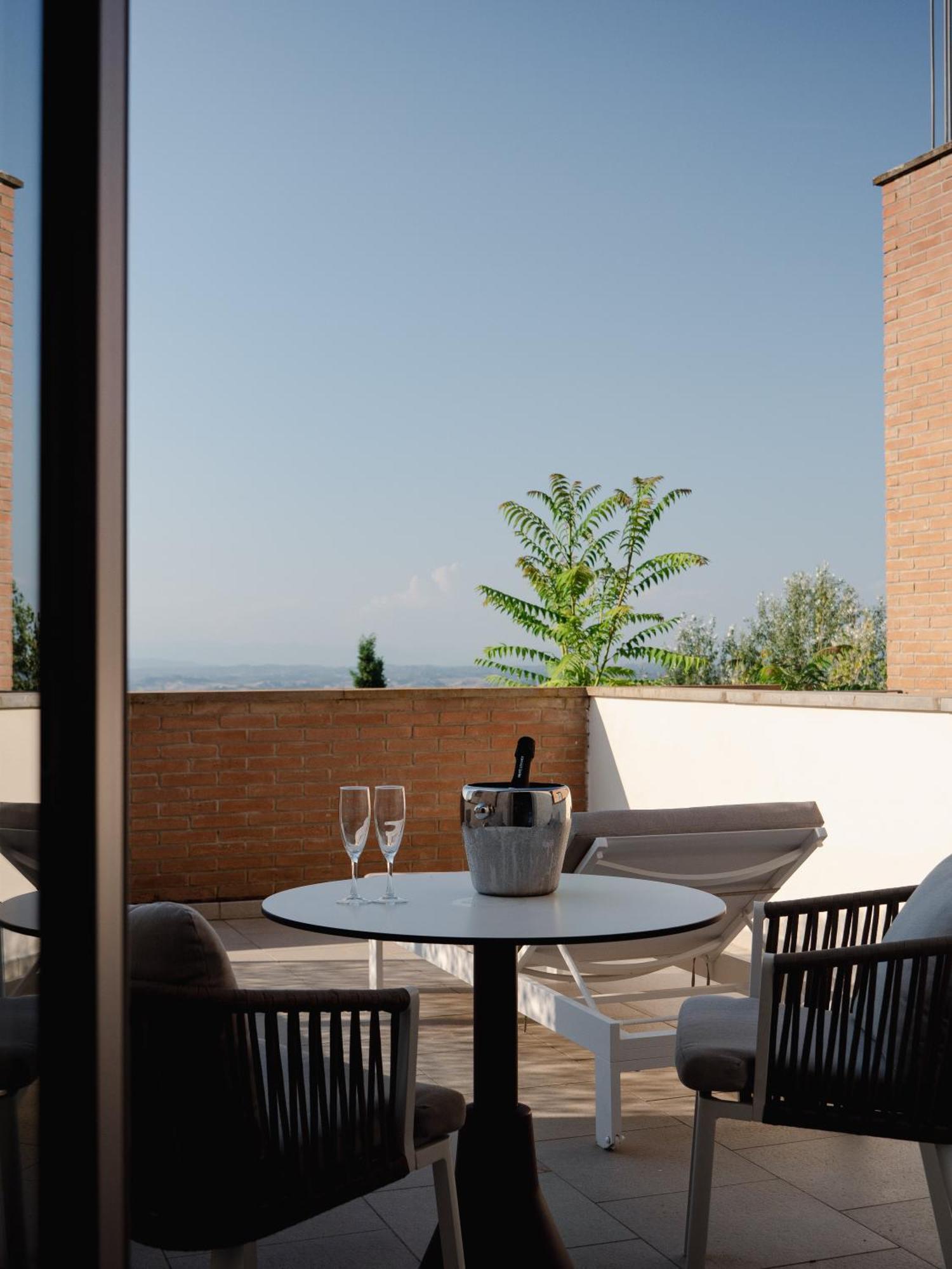 Deluxe Tweepersoonskamer met Balkon