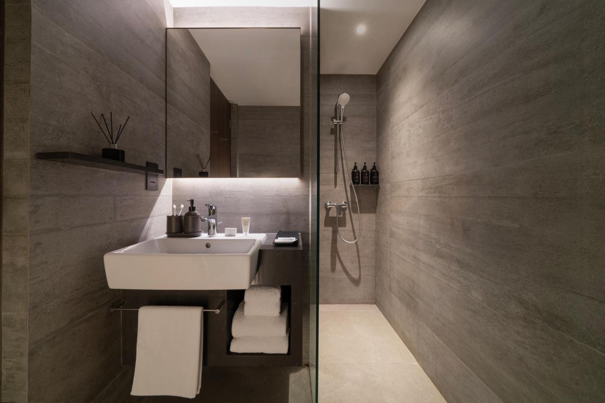 Kamar Twin dengan Balkon