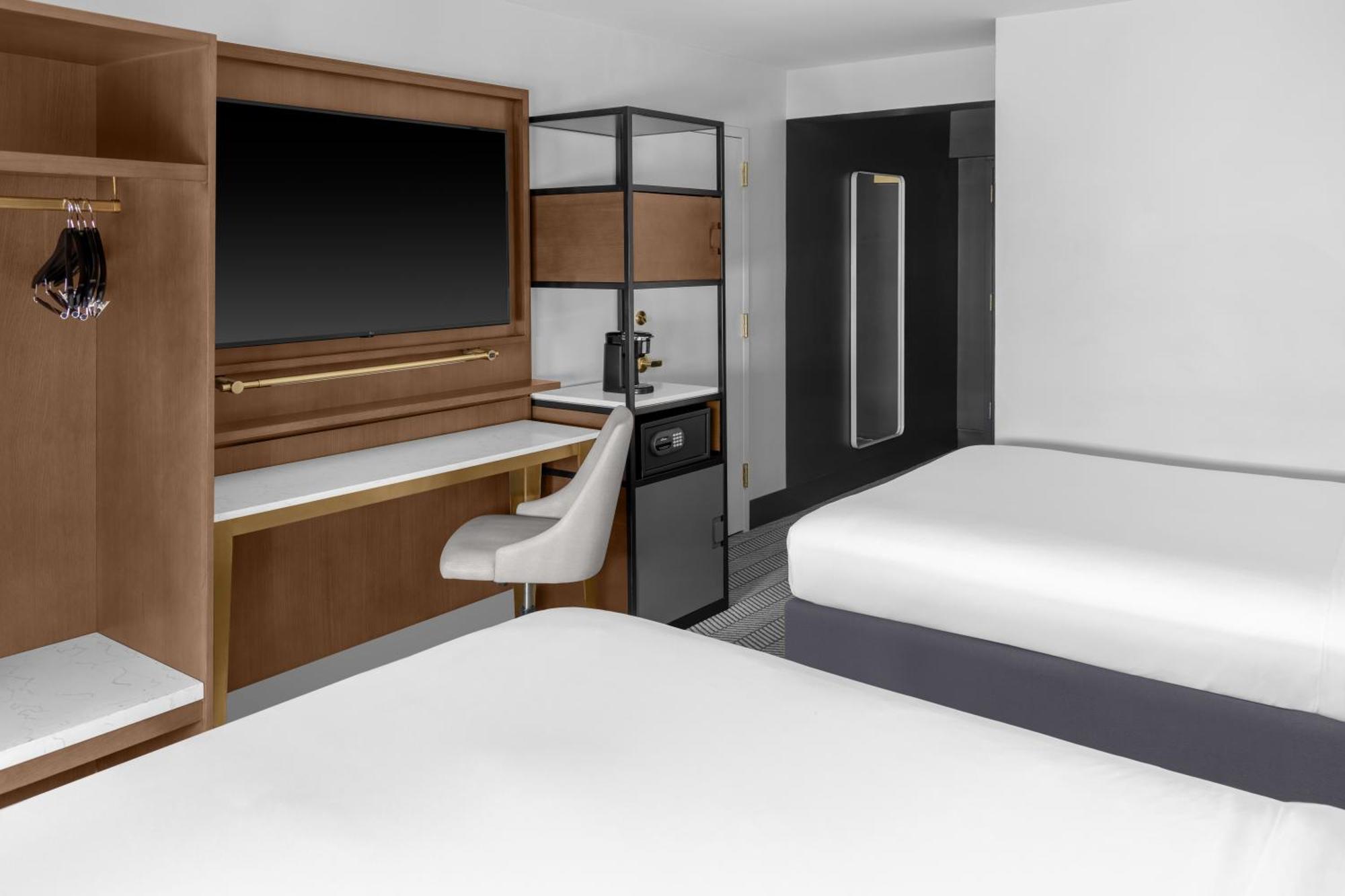 Executive Queen Room Two Queen Beds