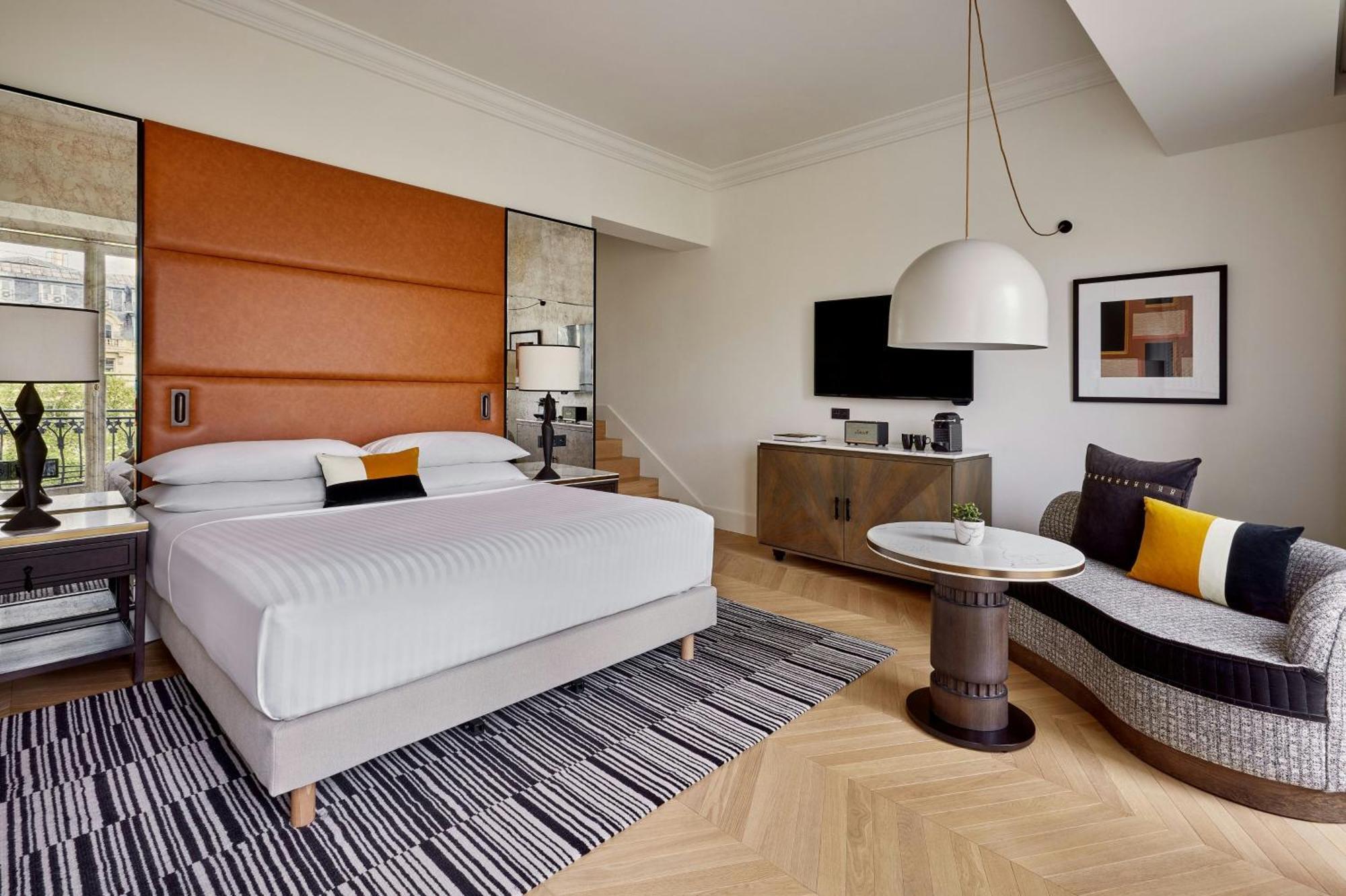 King Room Champs Elysées View