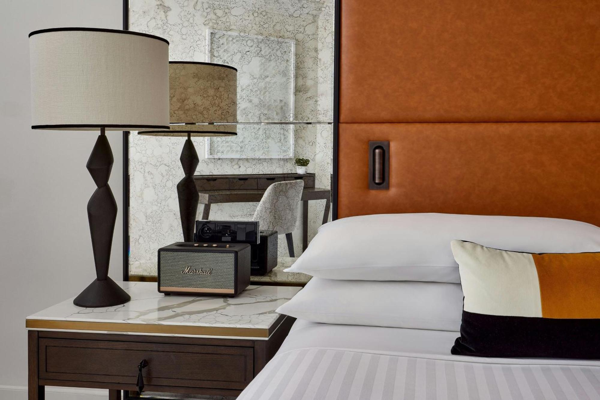 King Room Champs Elysées View
