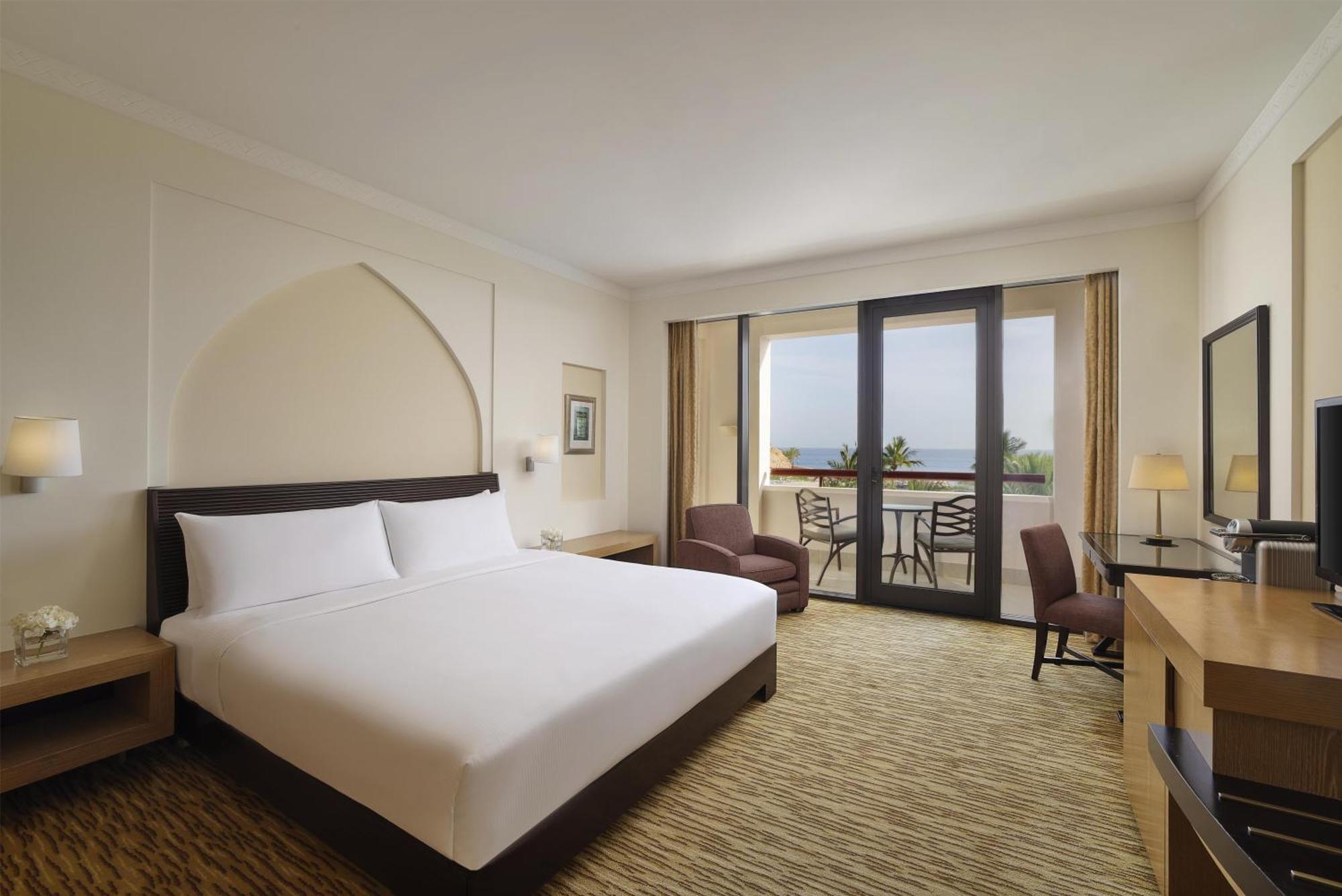 Connecting King Family Room Sea View