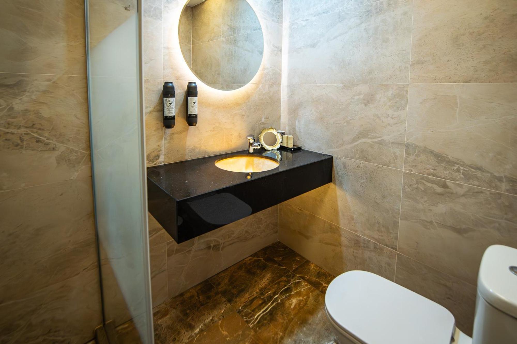Deluxe Double Room - Free Spa Access