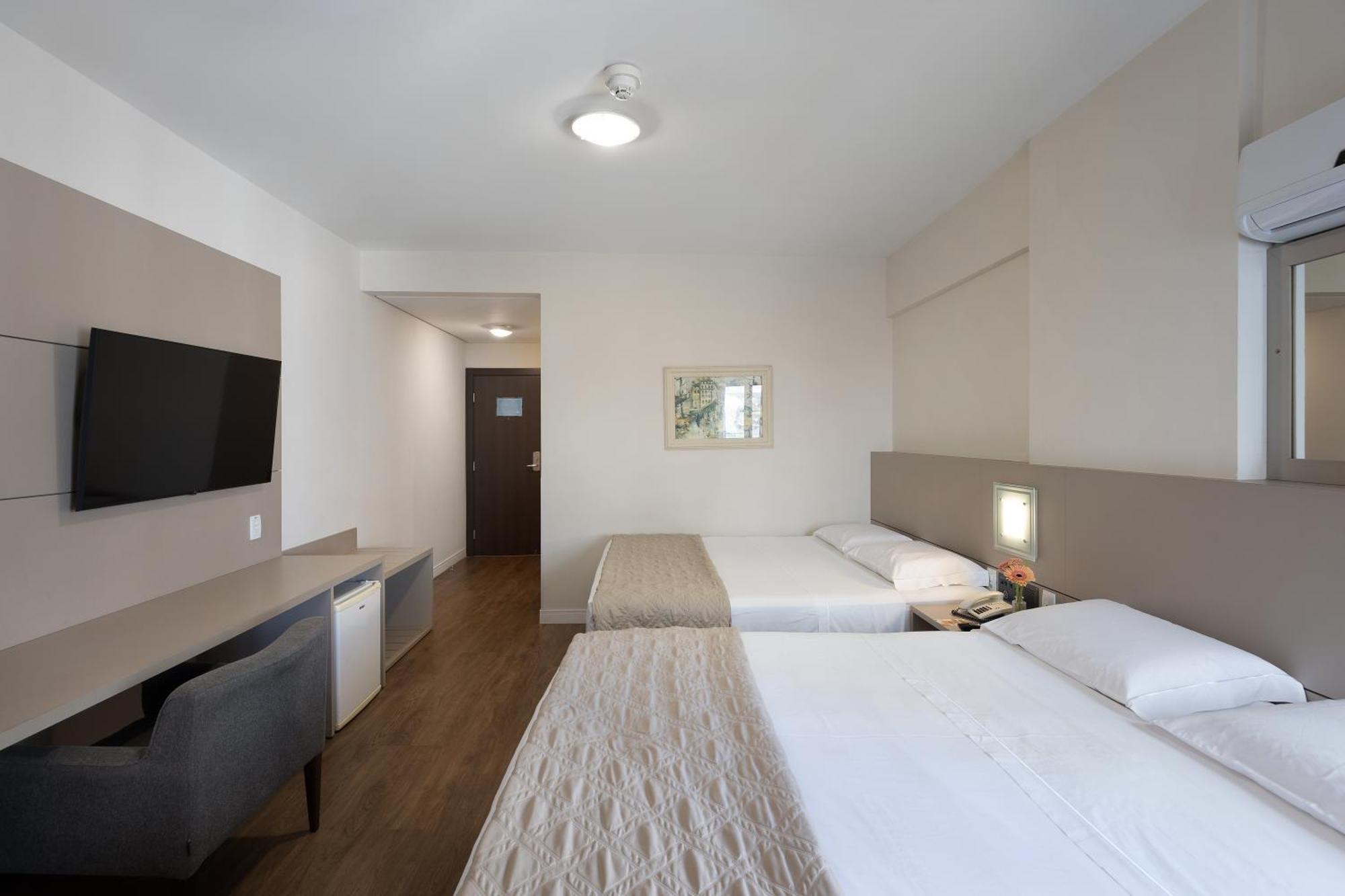 Luxury Triple Room