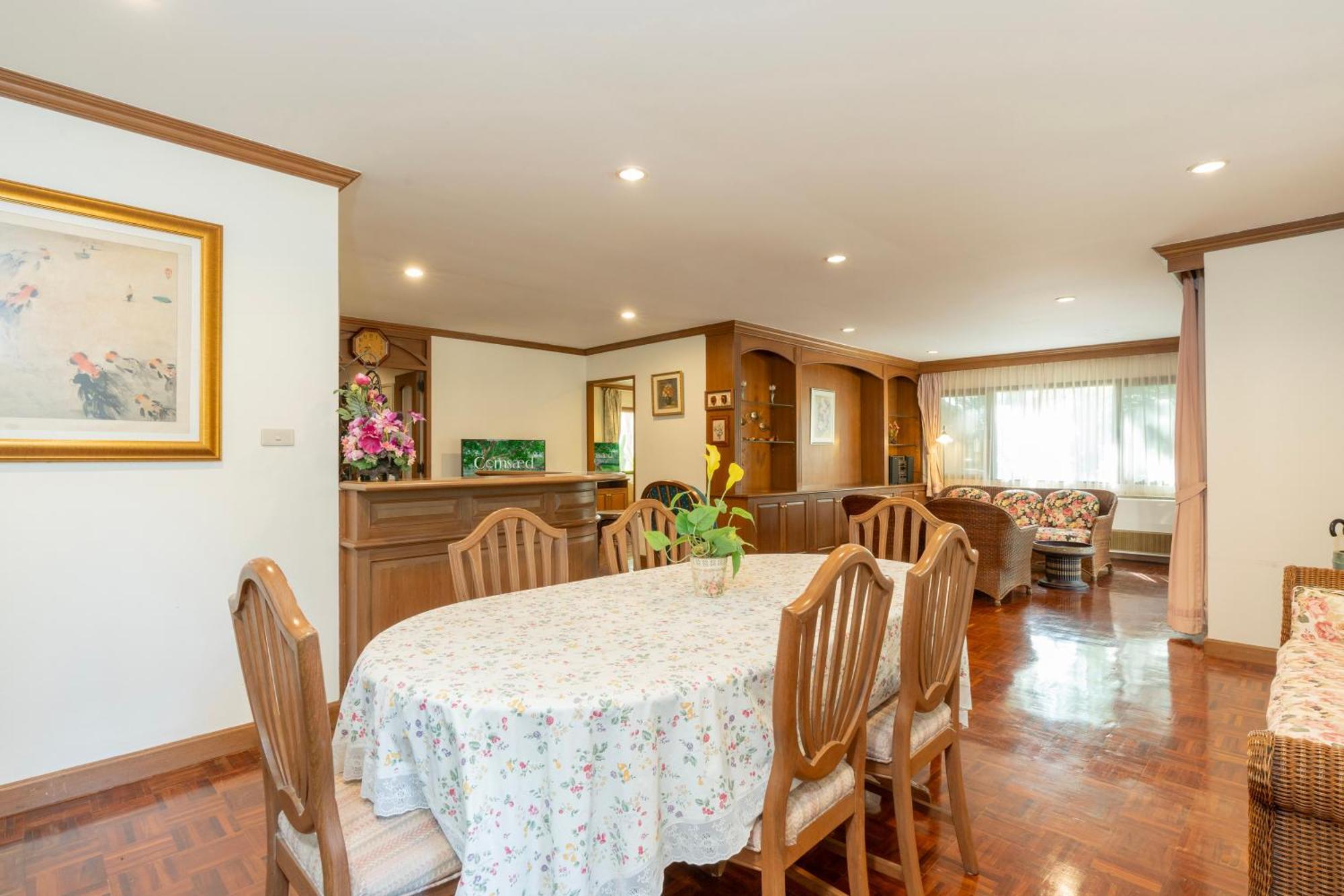 Three-Bedroom Residence