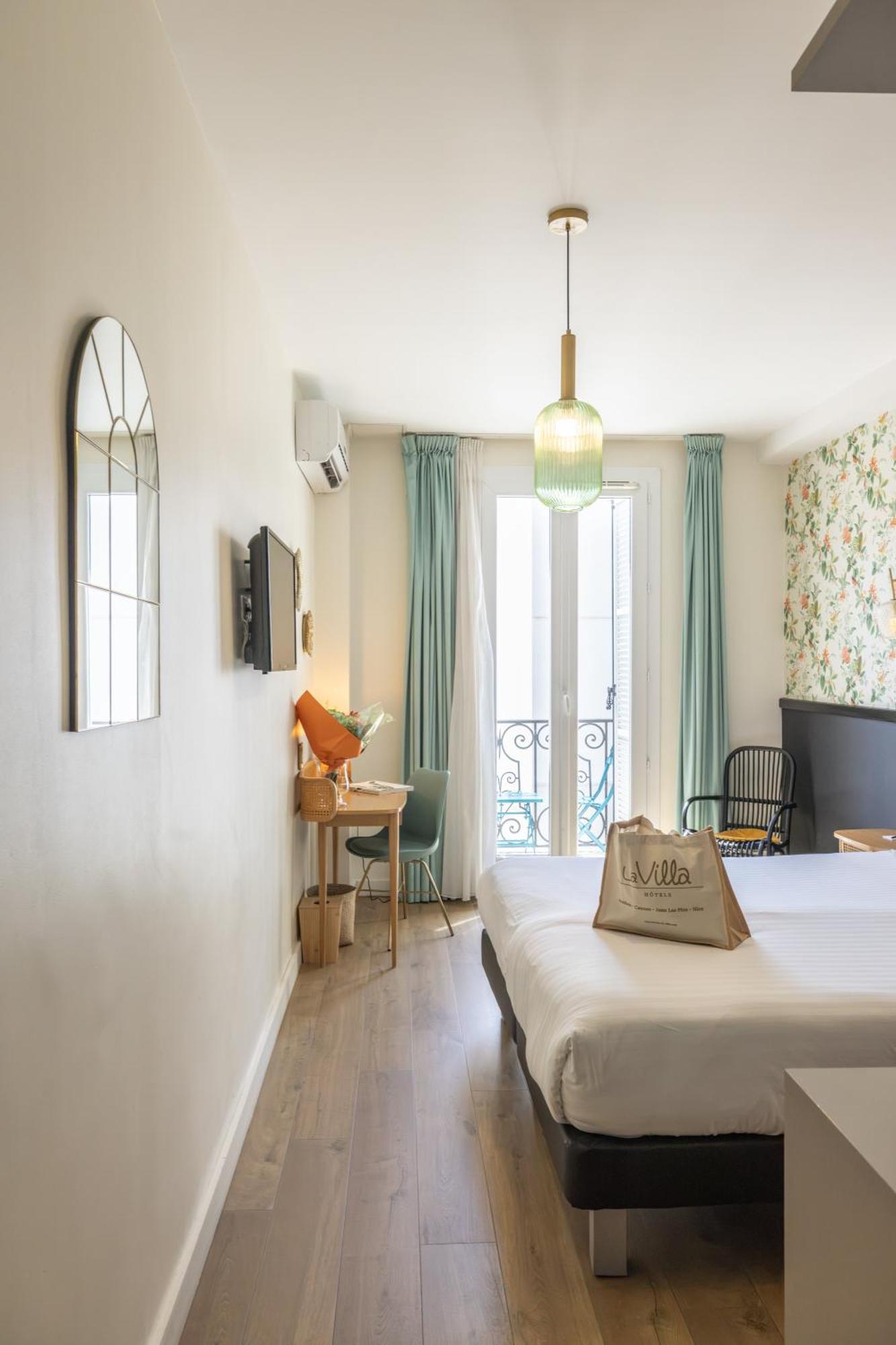 Prestige Room balcony