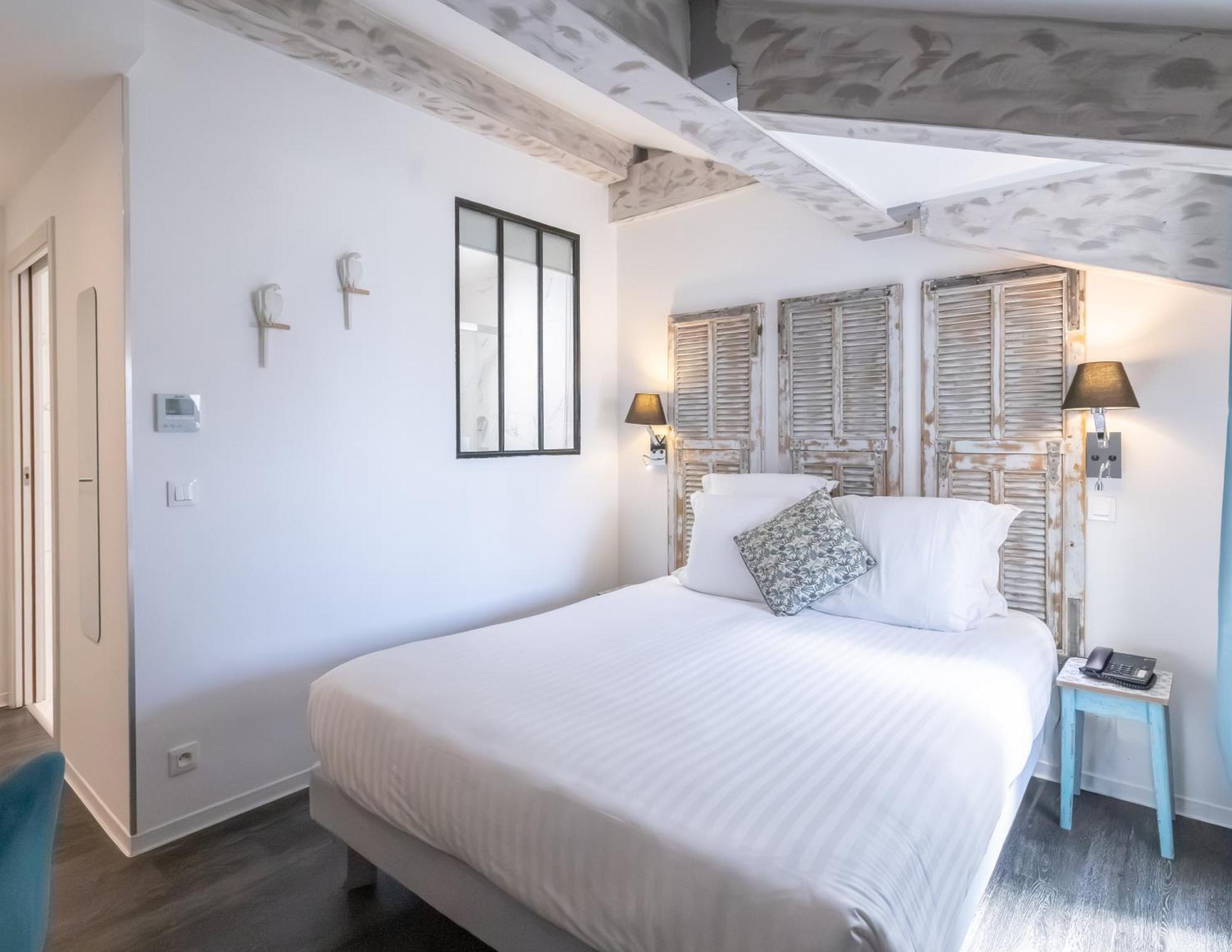 Prestige Room balcony