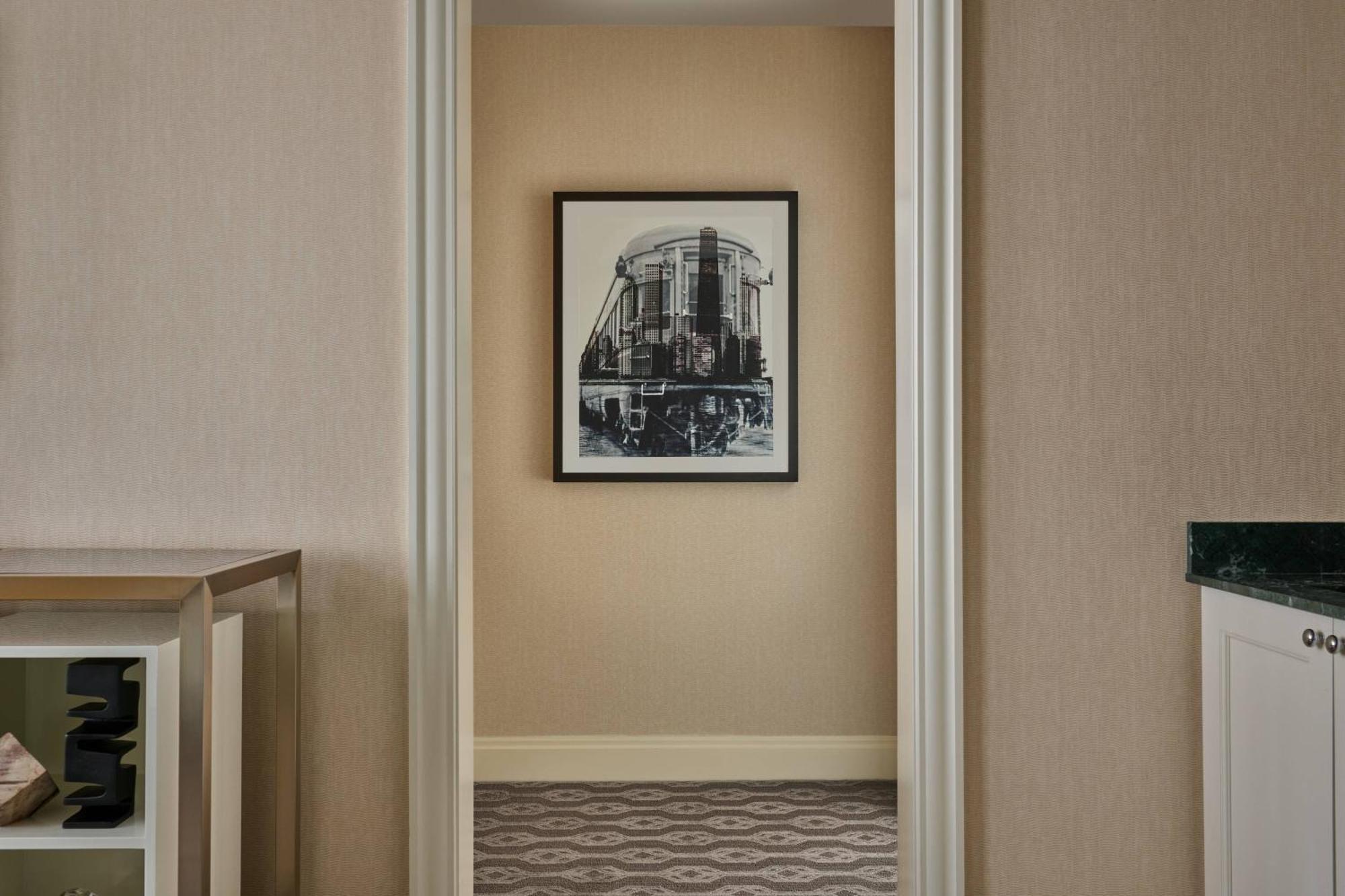 Luxury One-Bedroom Suite