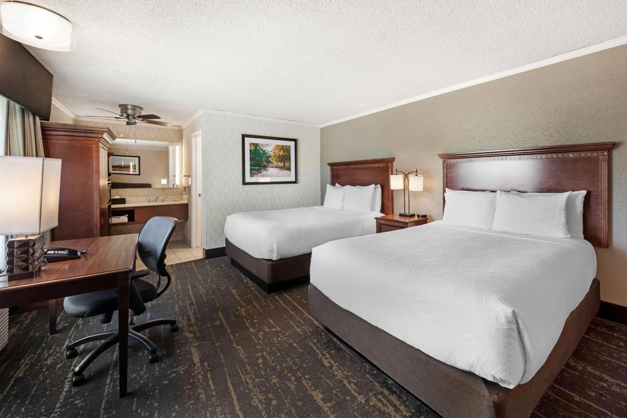 Queen Zimmer mit 2 Queensize-Betten und Schlafsofa